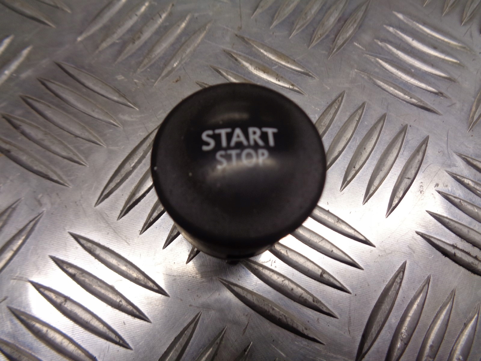PRZYCISK START STOP RENAULT SCENIC II