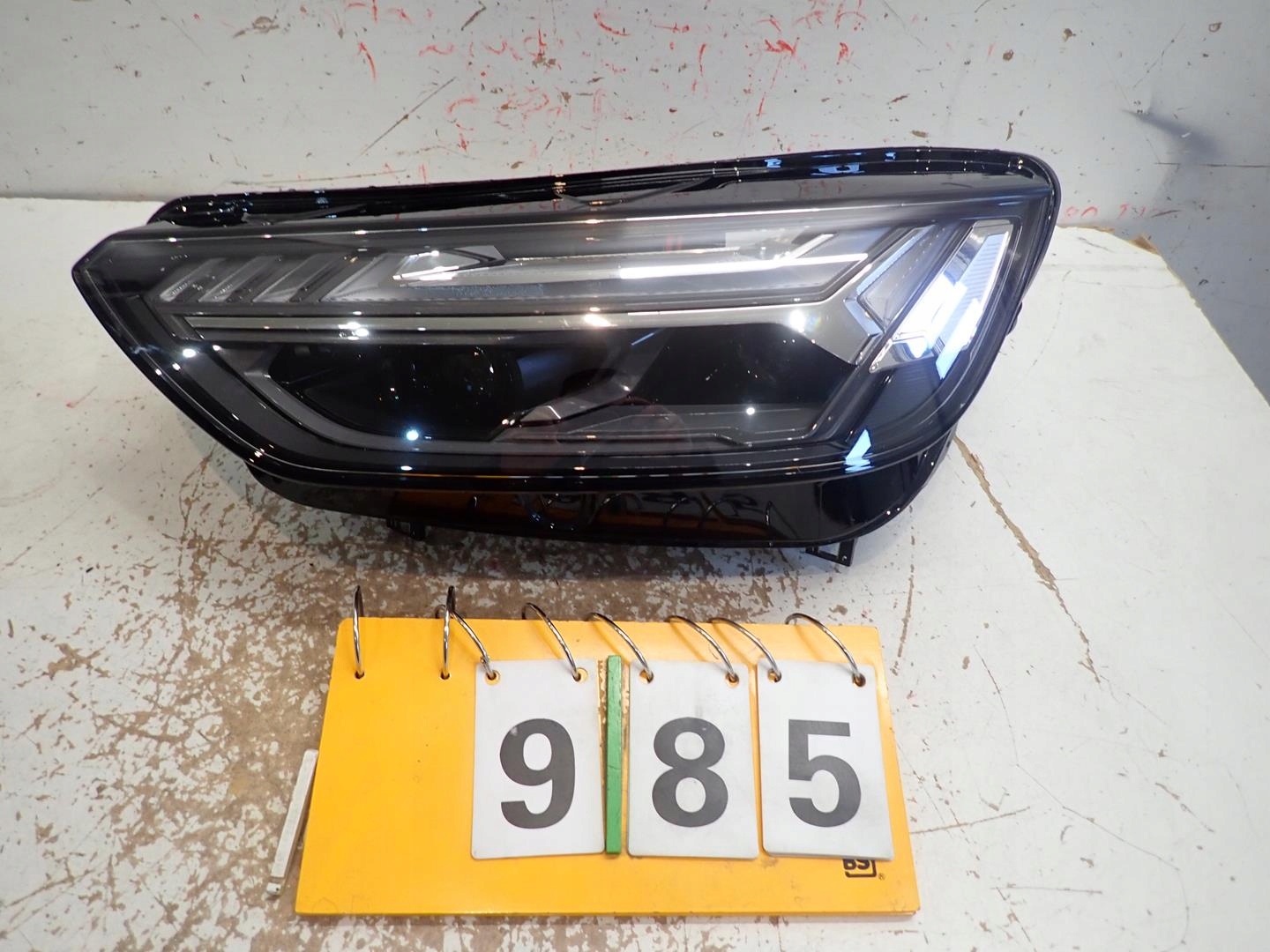 light front left AUDI Q5 II LIFT 2020- FULL LED 80A941035E MATRIX