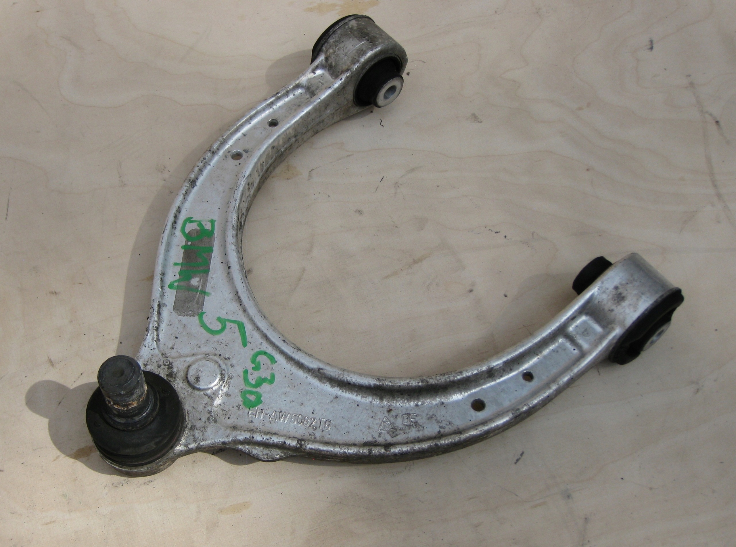 BMW 5 G30 3.0D 19R arm front upper left