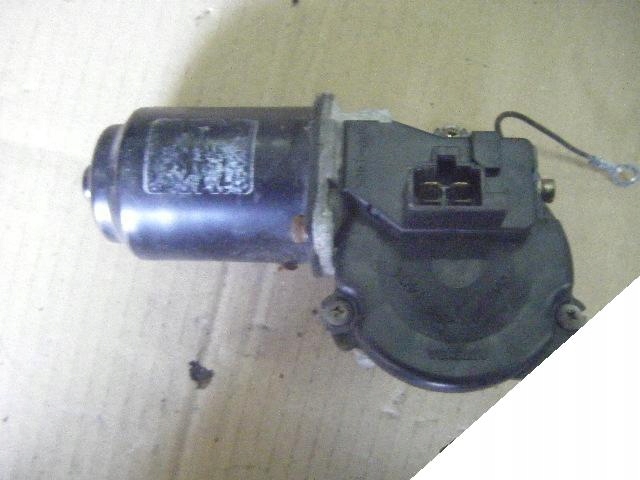 SUZUKI WAGON R+ 97-00 SILNICZEK WYCIERACZEK PRZÓD