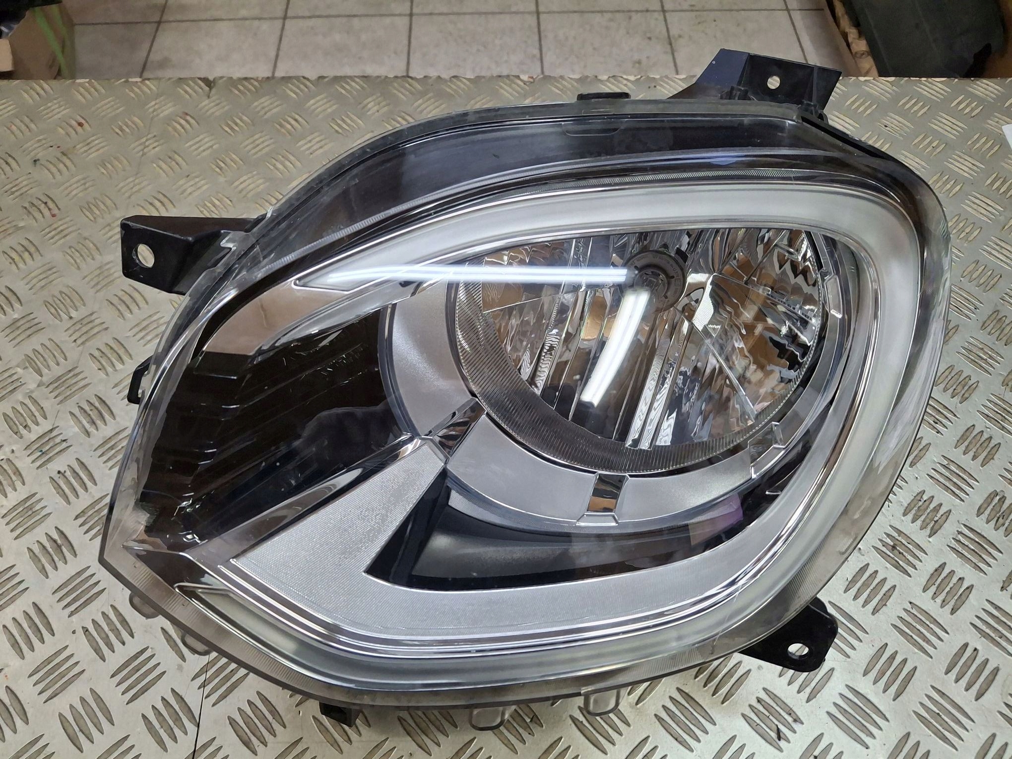 light left front LED RENAULT TWINGO III LIFT 2018R->