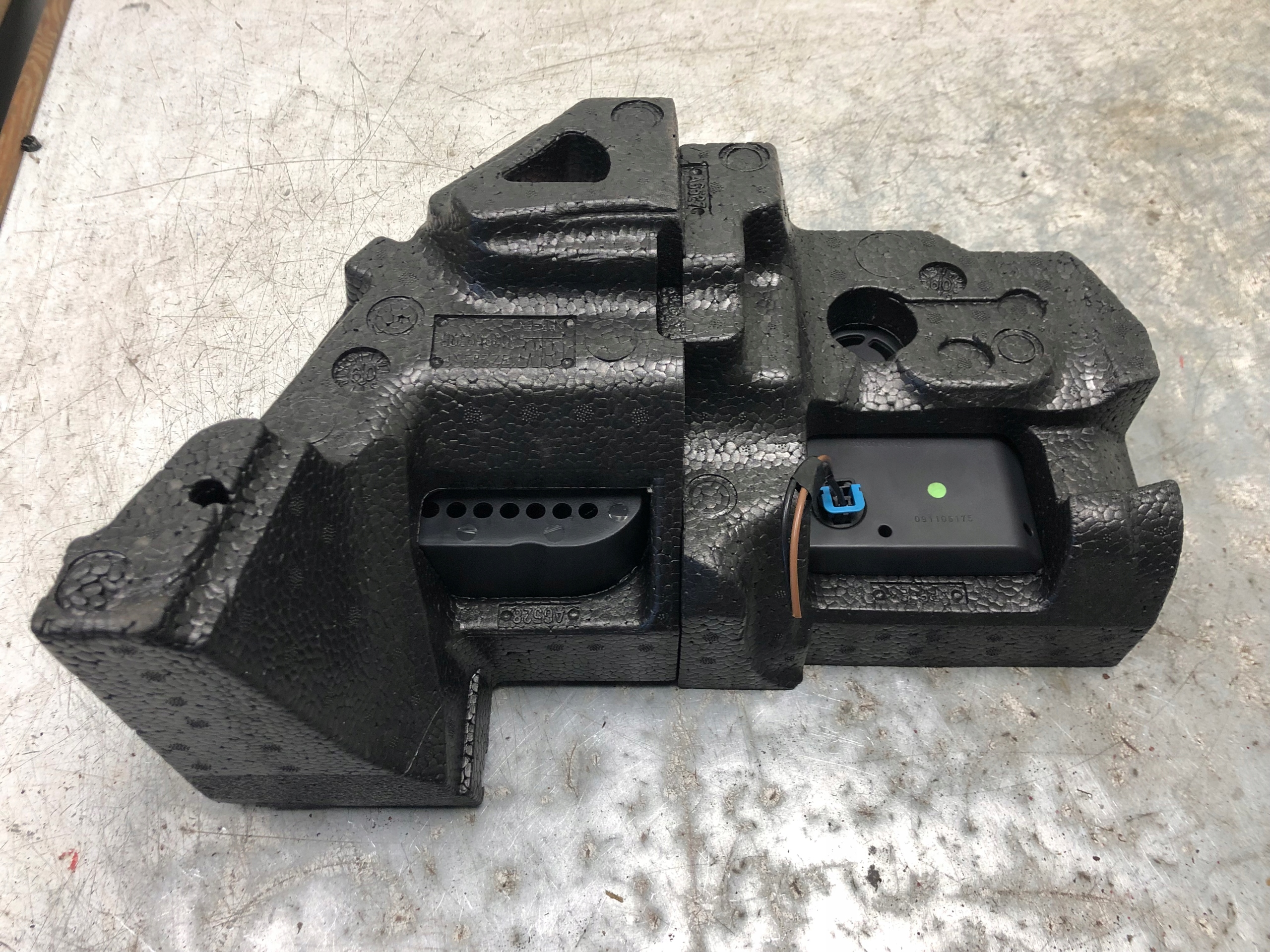 pumpa KLEJ Polystirén OPEL CORSA D 3D