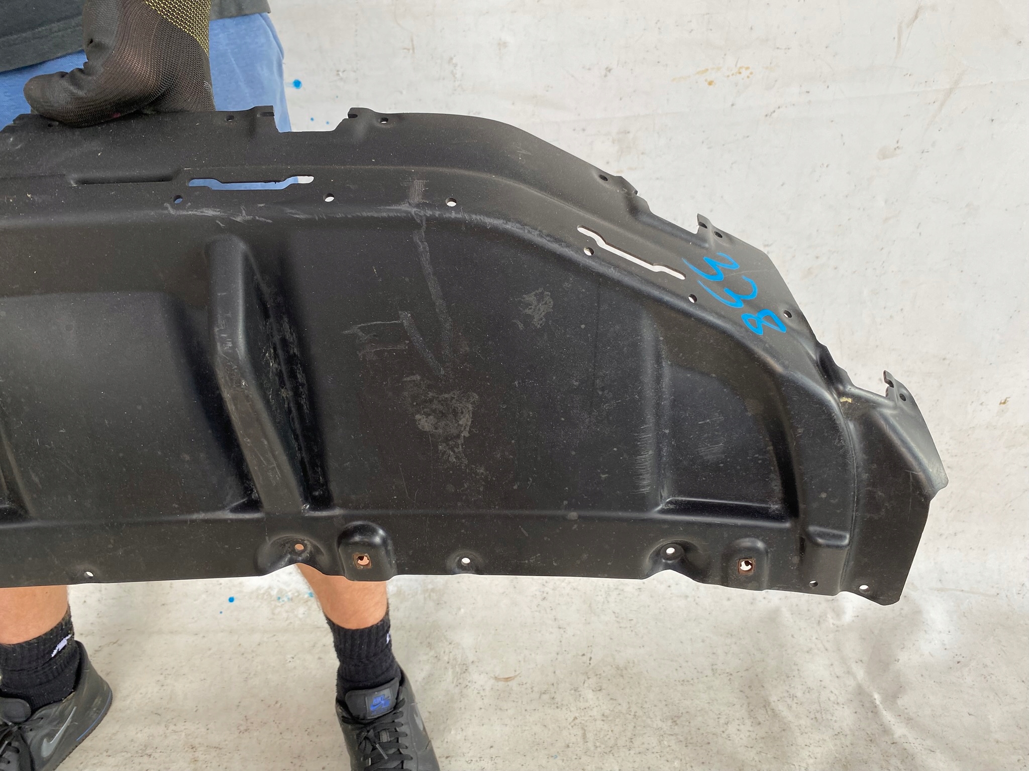 VW AMAROK 1 and 09-16 SPOILER below bumper front 2H0071003A