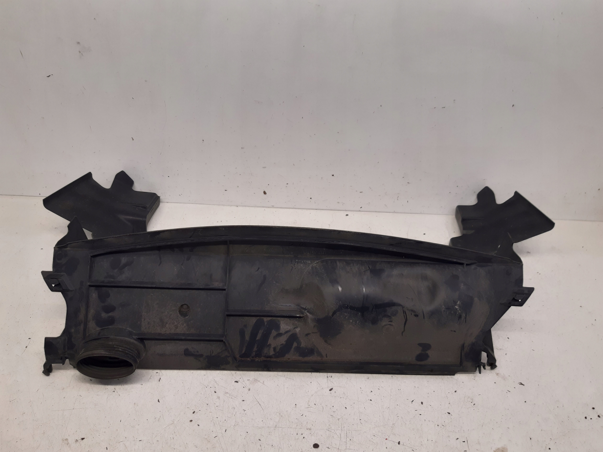 luftansaugkanal 214760006R Renault Megane III