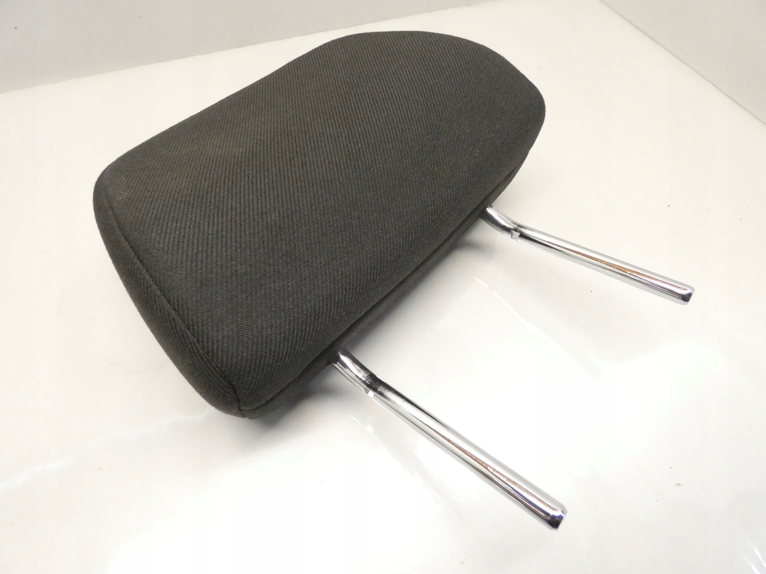 rest seat front left right OPEL ASTRA III H 04-14