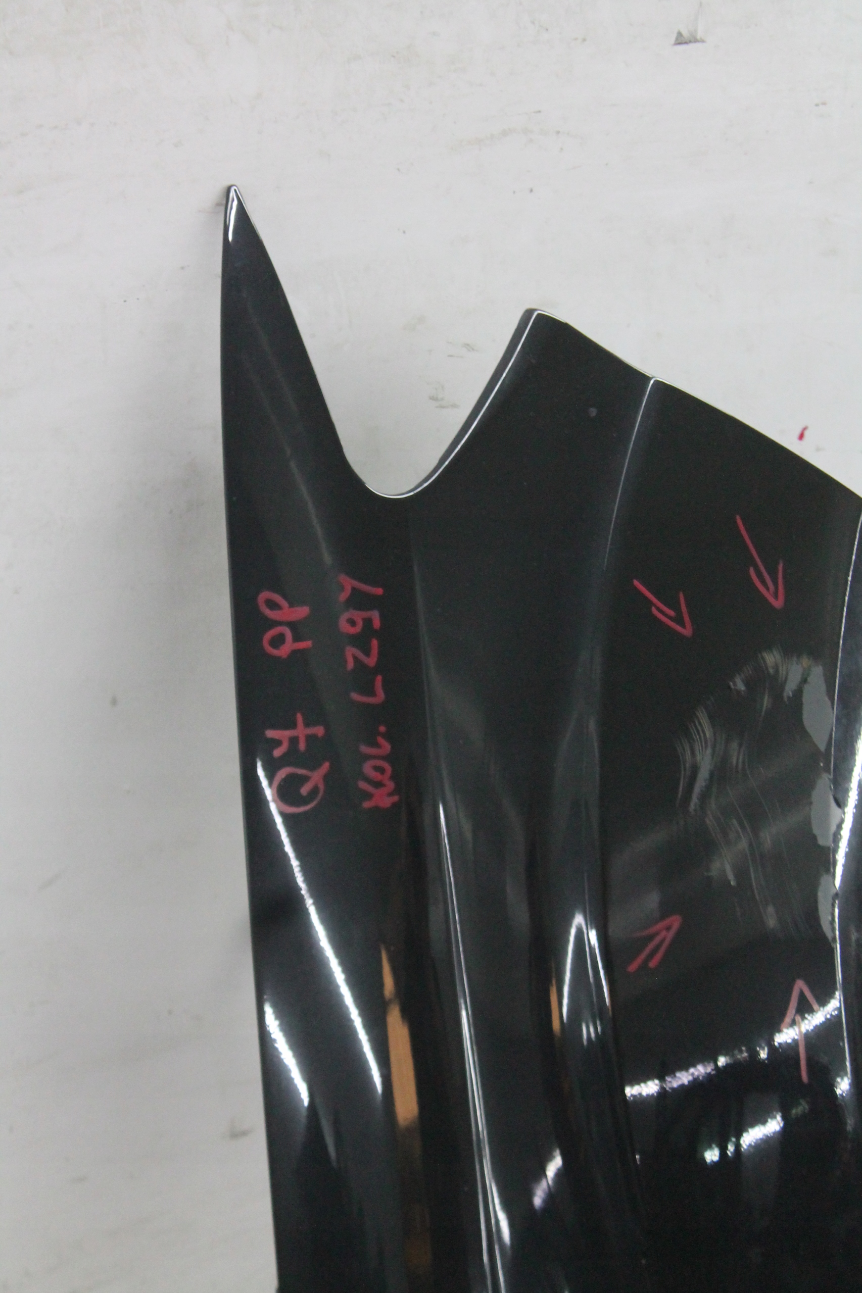 fender right front front AUDI Q7 4L LZ9Y 05-09