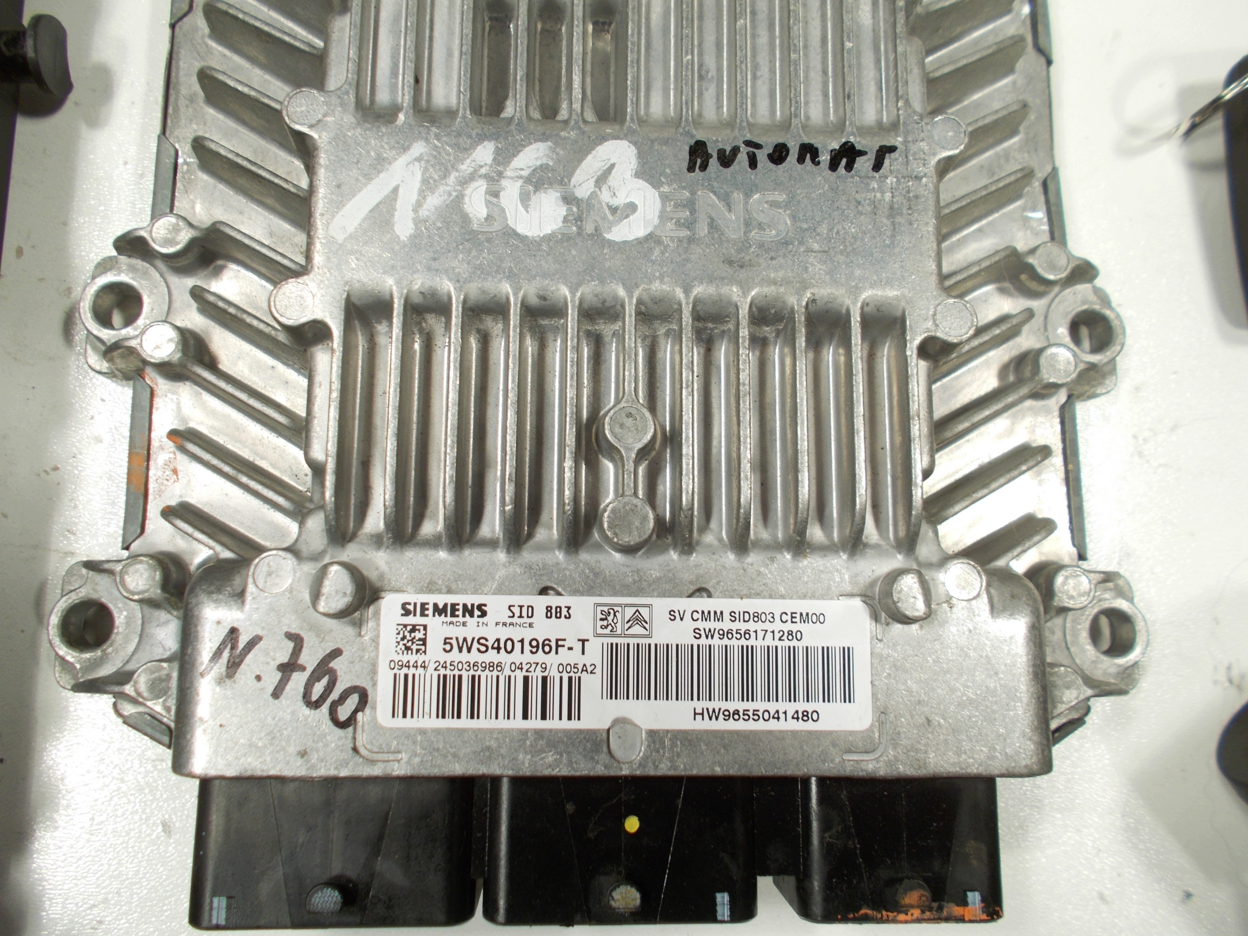 computer running board IMMO key PEUGEOT 407 HDI 5WS40196F-T 9656171280