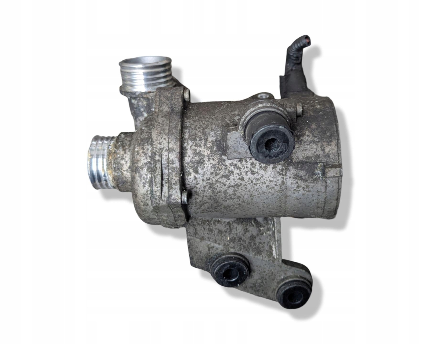 water pump BMW 3 E90/E91 facelift E90 2009 7586929