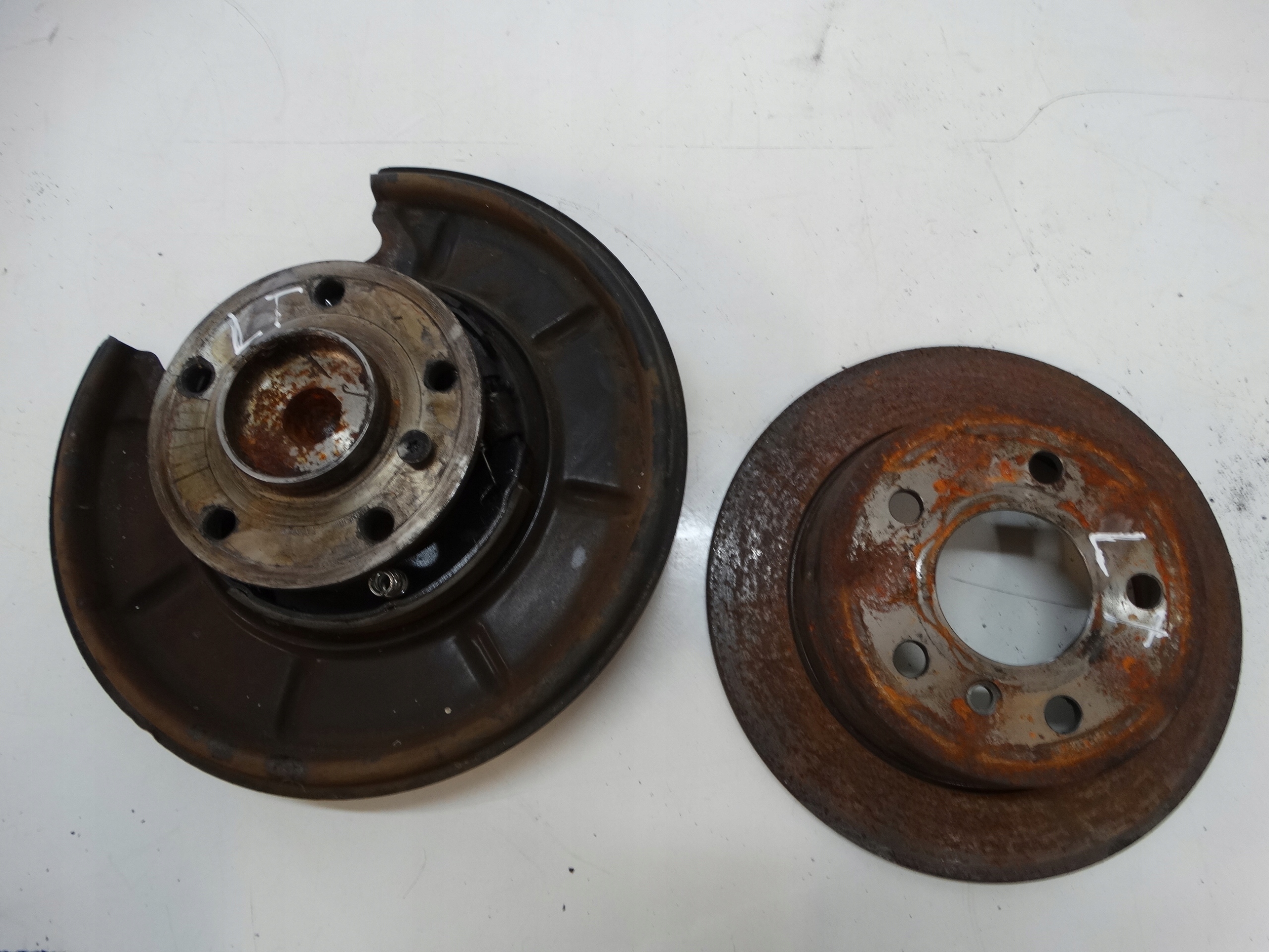 swing left rear part MERCEDES W169 A180 CDI