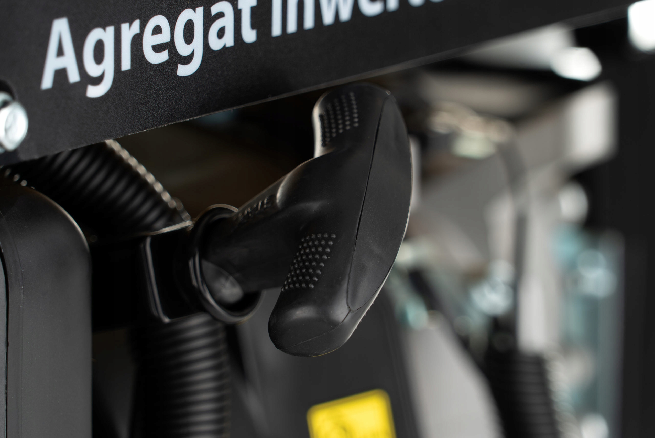 SMART Agregat Prądotwórczy Inwertorowy GENERATOR PRĄDU 3000W 3kW benzyna Rodzaj paliwa benzyna