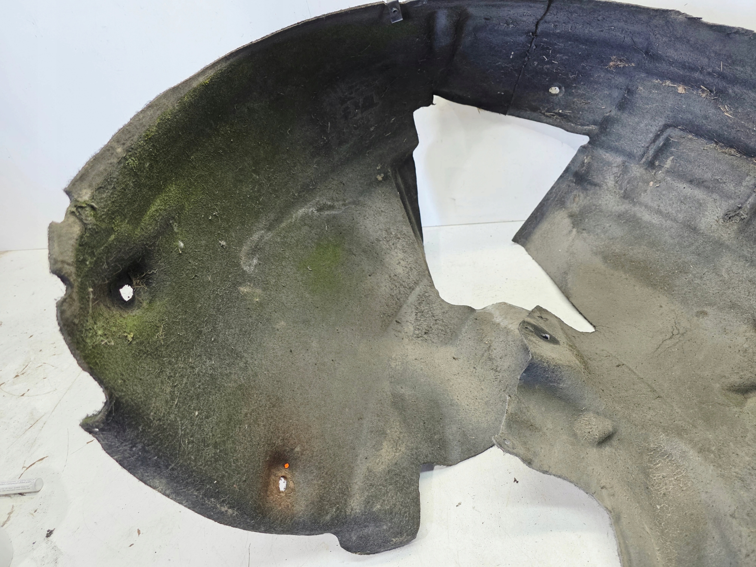 mudguard right front MATERIALOWE AUDI A5 8T 8T0821172H 12/26