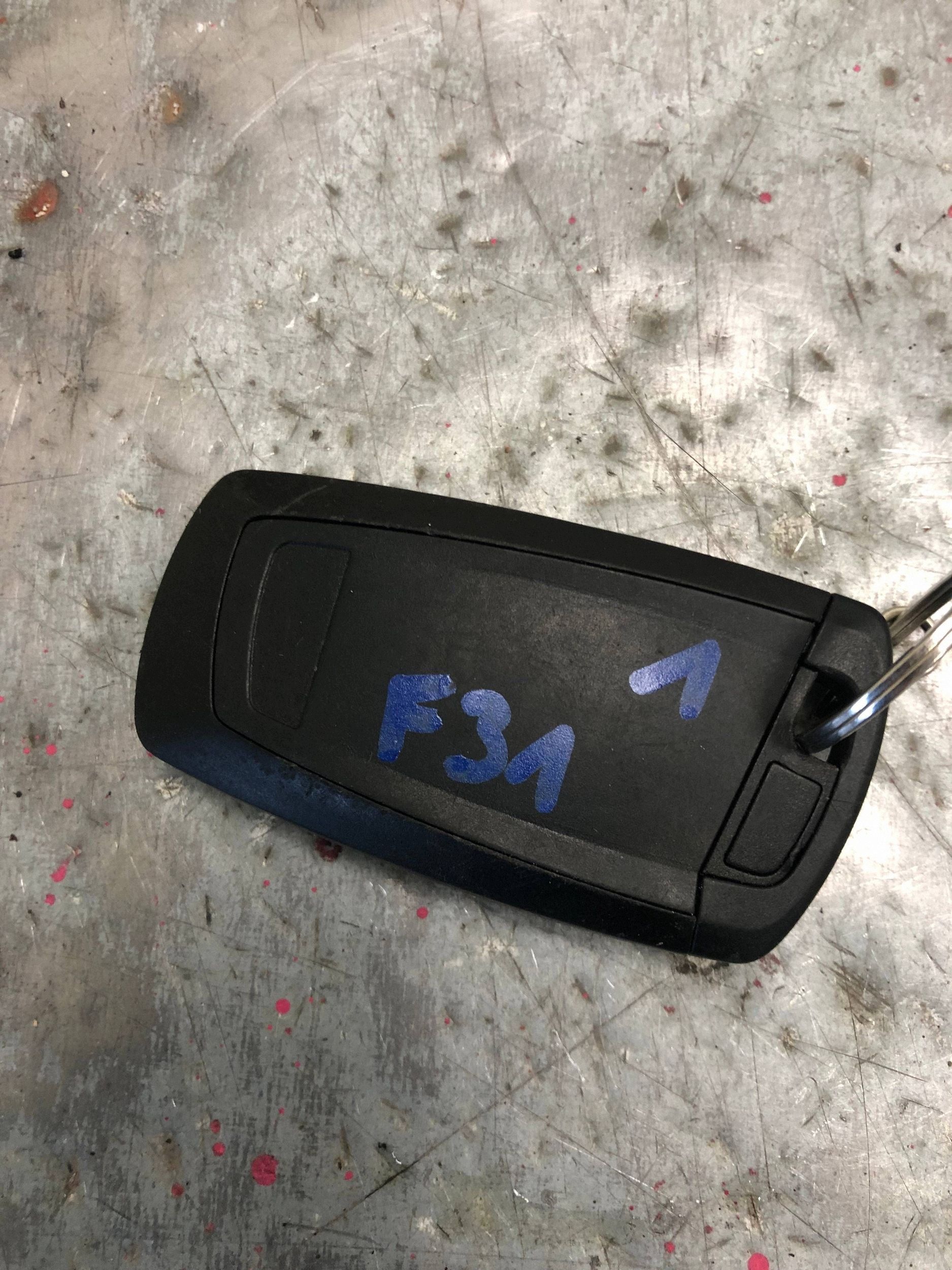 key PILOT BMW F31 9254890