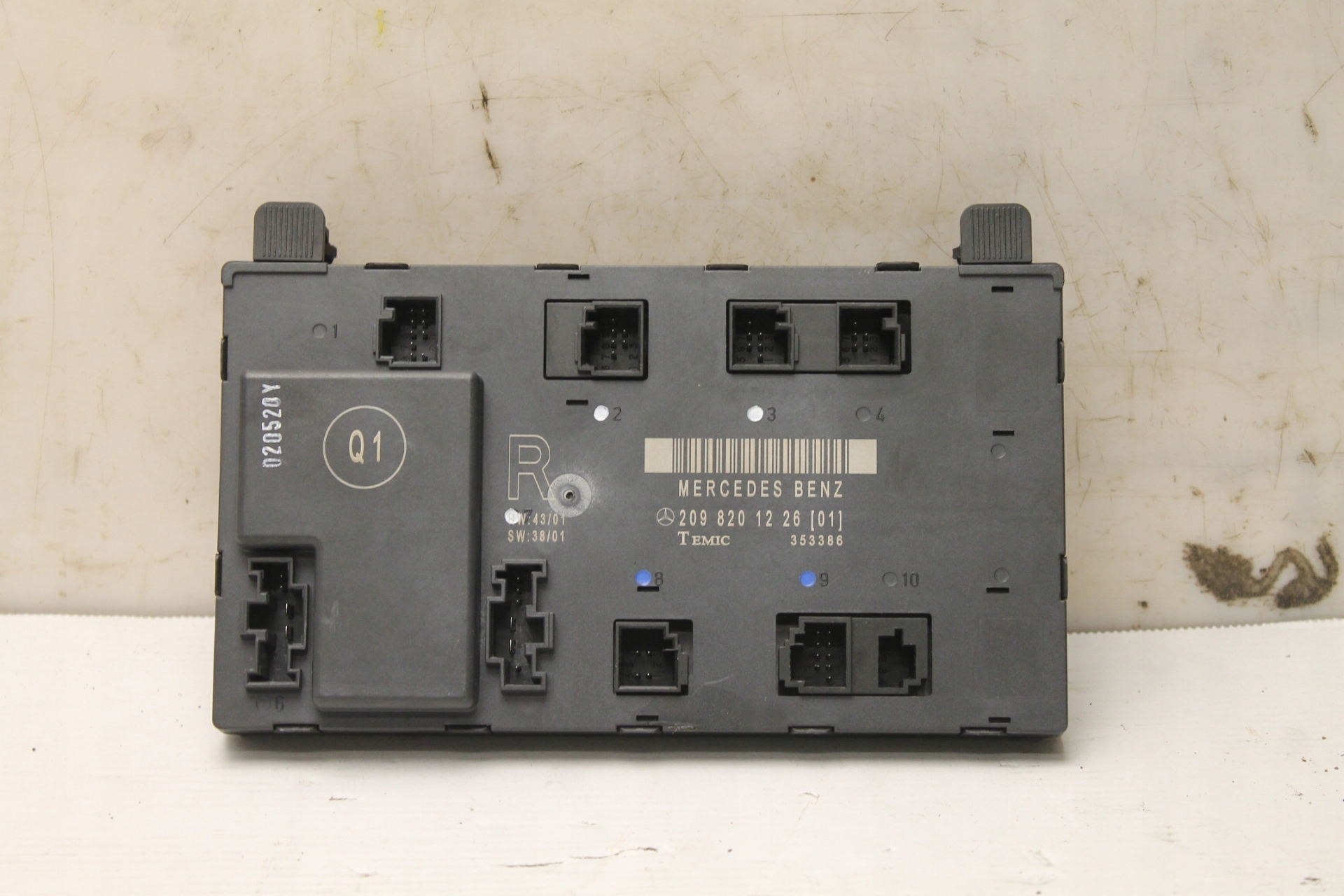 STEROWNIK MODUŁ DRZWI PRAWY MERCEDES W209