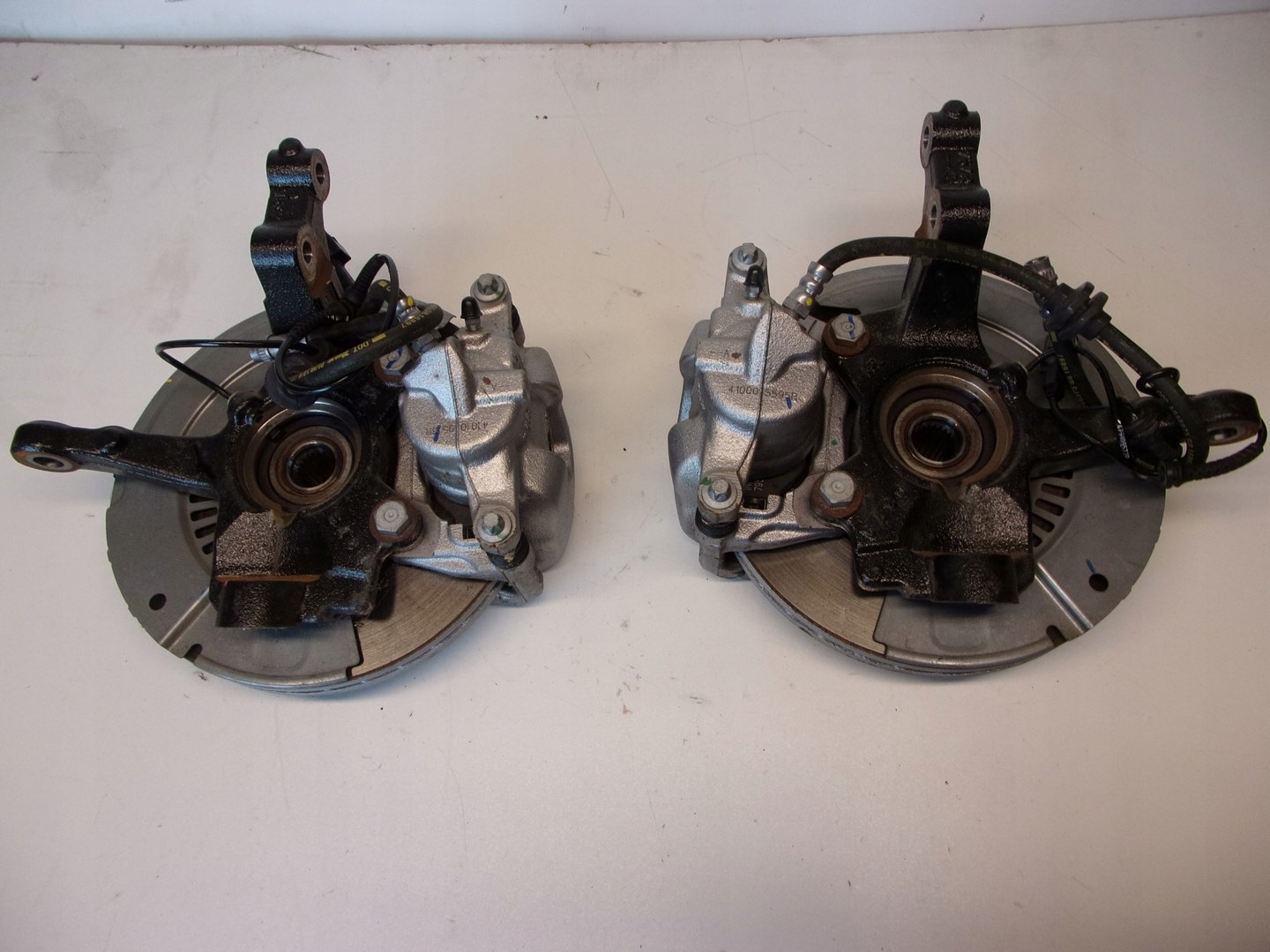 ZWROTNICA RENAULT CLIO V 1,0TCE PRAWA