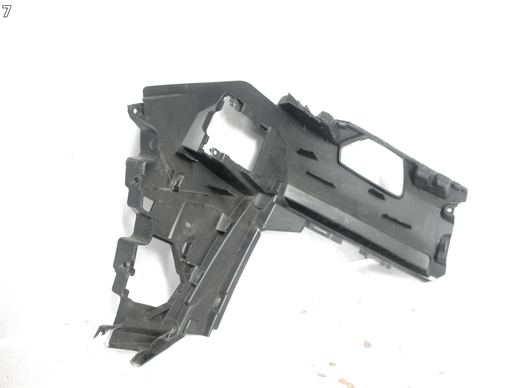AUDI Q7 SQ7 II 4M0 S-LINE LIFT 19-24 support holder W bumper left front