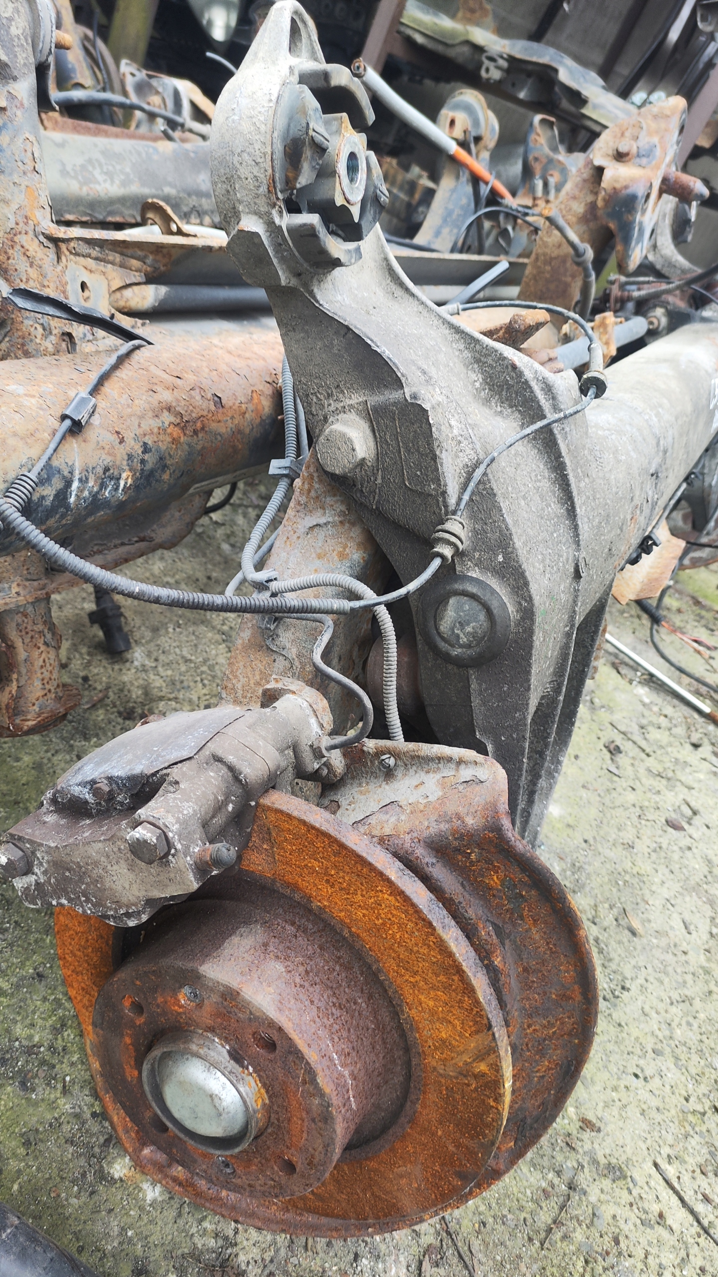 Citroen C5 II 04-08 Belka tył tylna HYDROPNEUMATYKA Typ samochodu Samochody osobowe