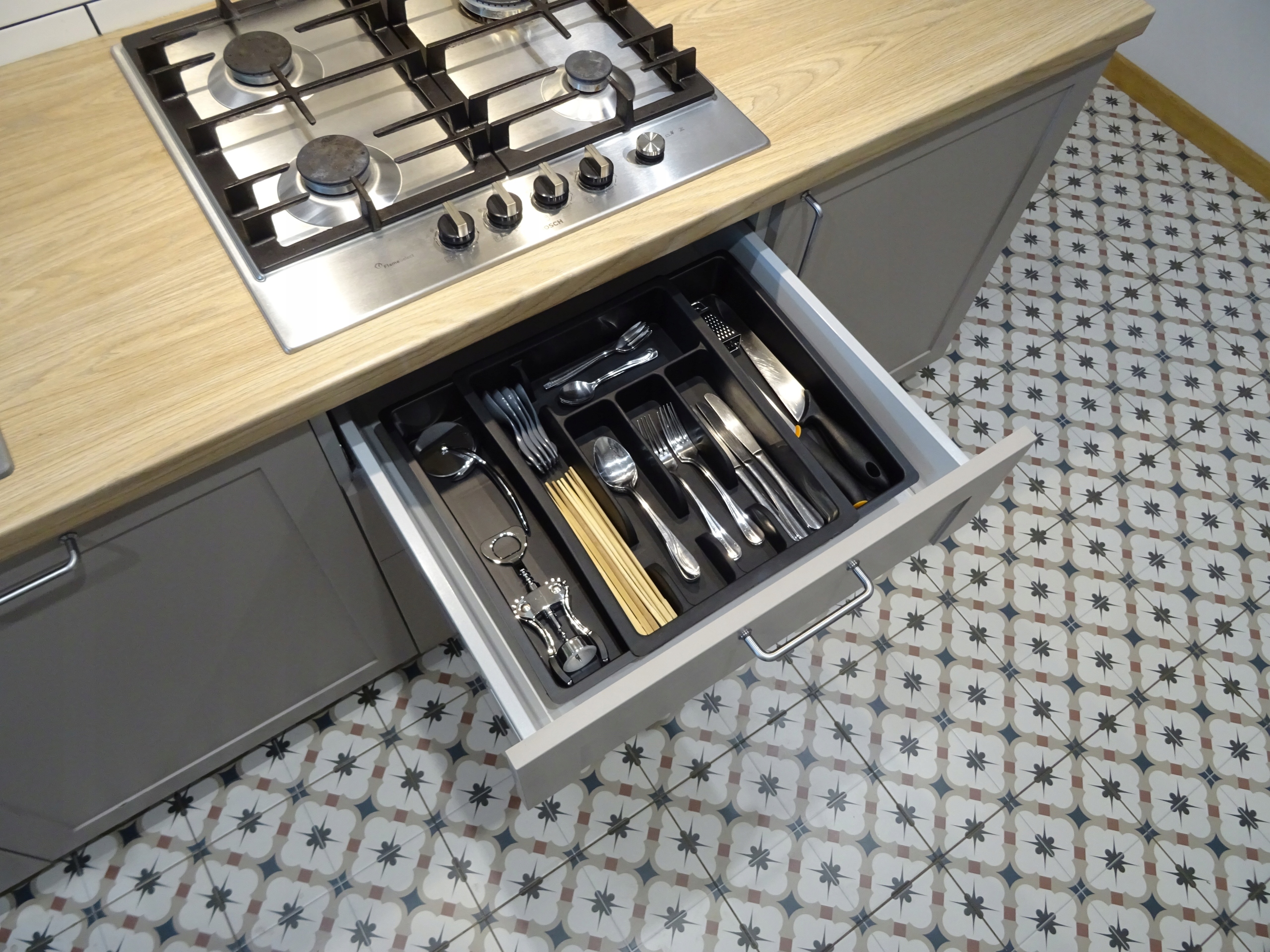 ORGANIZER DO KUCHNI POJEMNIK KUCHENNY NA PRZYBORY Rodzaj na sztućce