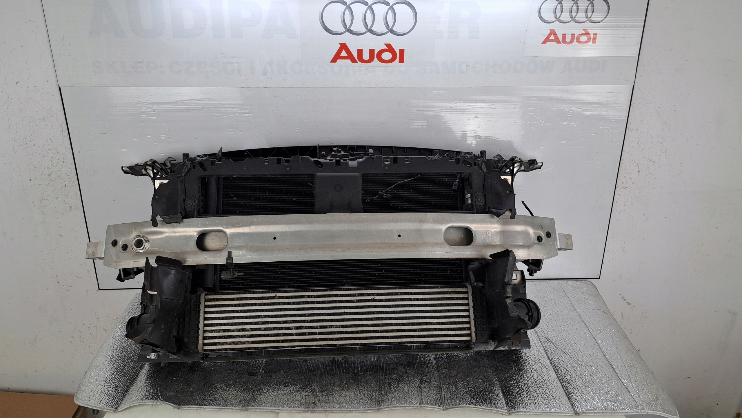 PAS WZMOCNIENIE AUDI A4 A5 8W 8W0 8W6 2.0 TFSI MAKSYMALNIE KOMPLETNE OE B9