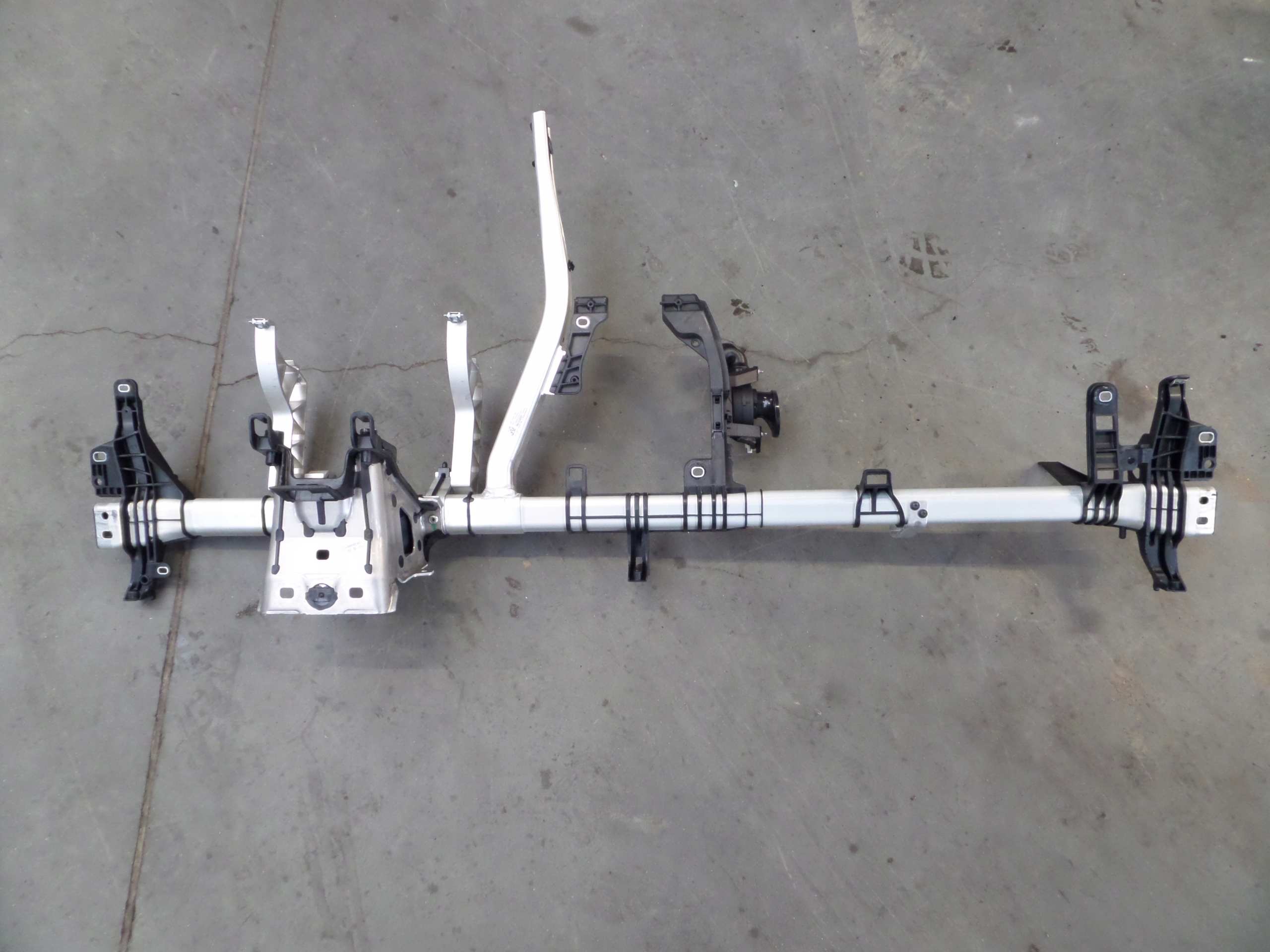 support sider consoles Mercedes-Benz W176 OE A1766801455