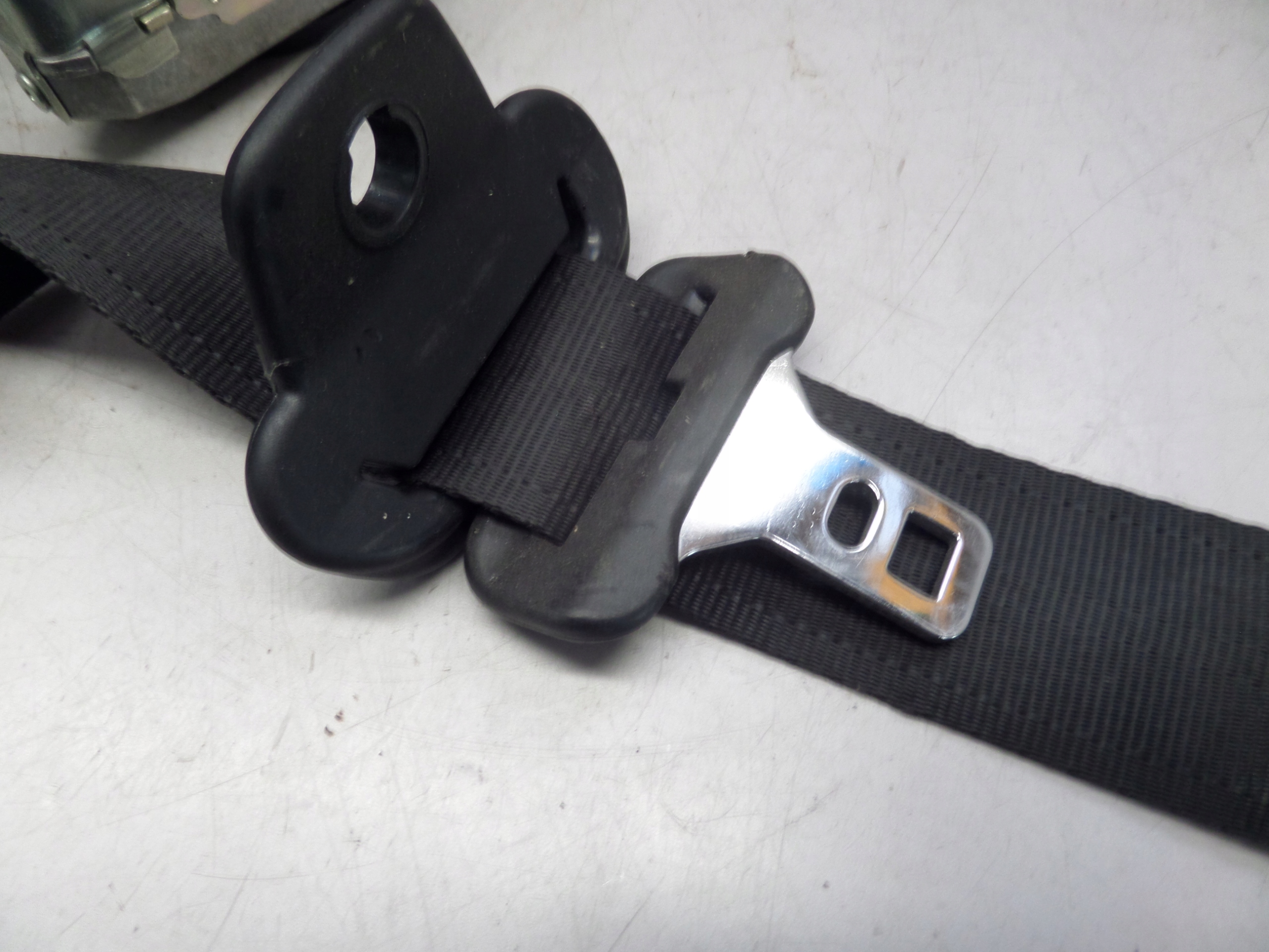 tension belt safety right front LADA KALINA 06-18