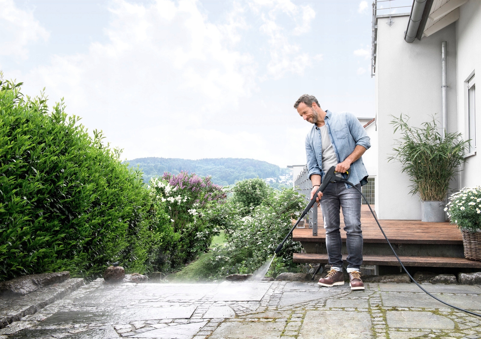 MYJKA CIŚNIENIOWA KARCHER K 5 COMPACT CIŚNIENIE 145 BAR, WYDAJNOŚĆ 500 L/H Model K5 COMPACT