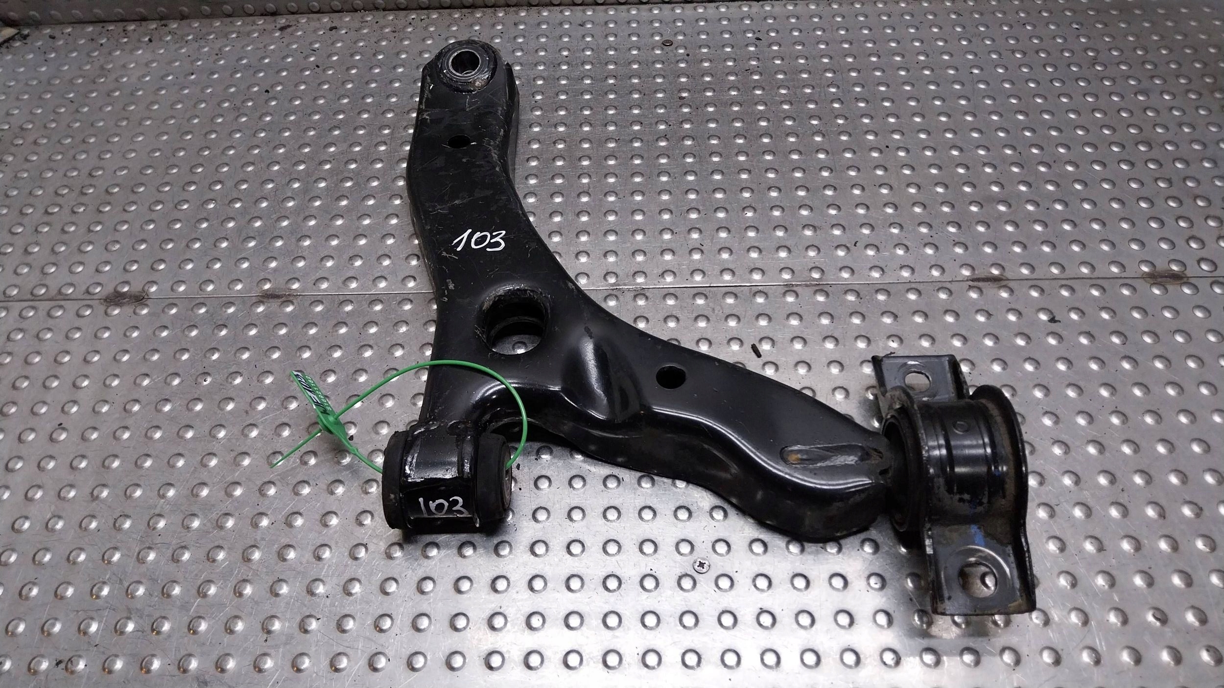 arm right front 2T14-3042-BJ FORD TRANSIT CONNECT MK1