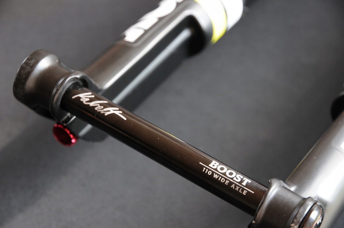 amortyzator 29" FOX Performance SC 32 FLOAT Kod producenta FOX Performance SC 32 FLOAT, boost, C56R