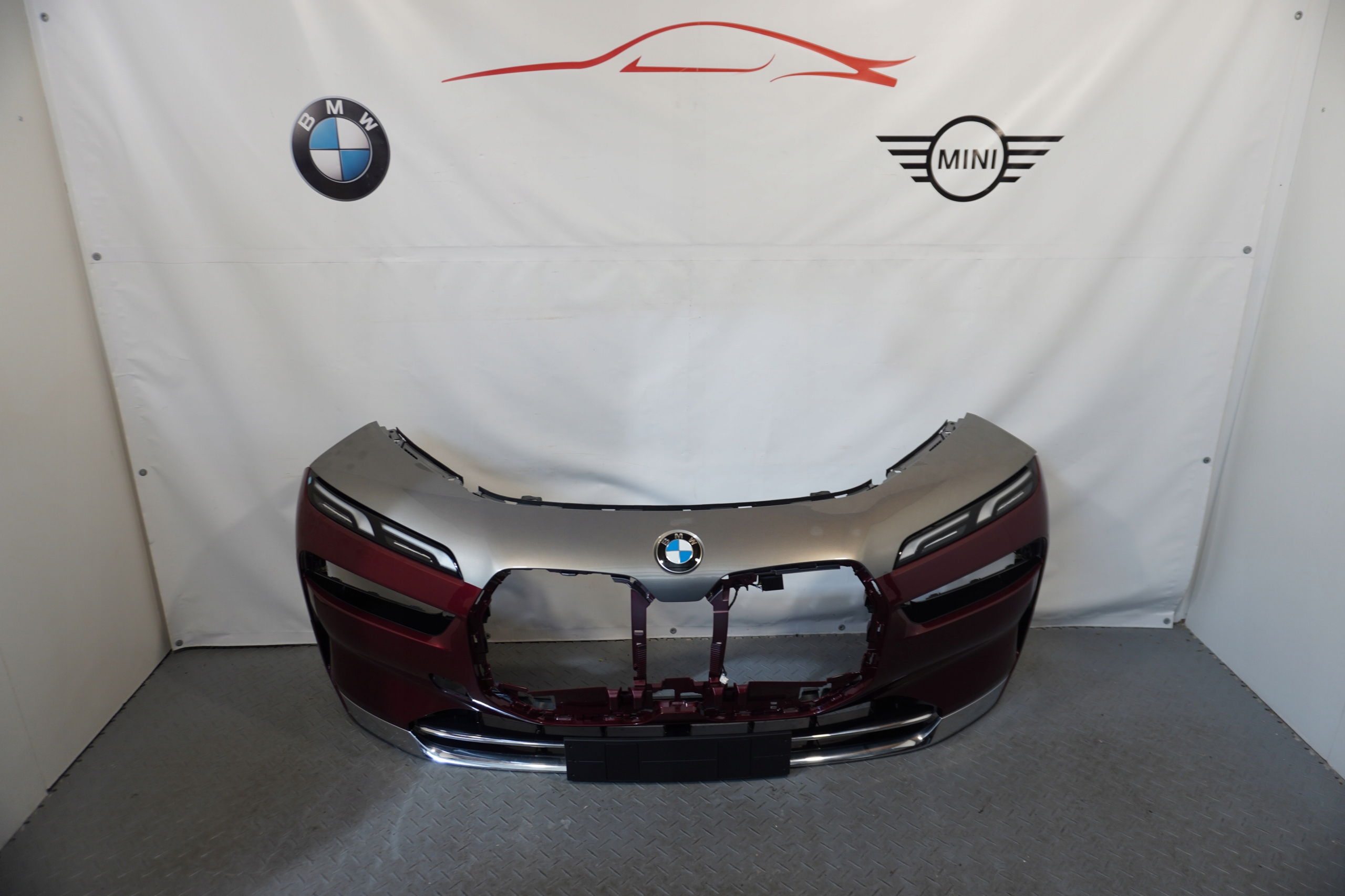 БАМПЕР ПЕРЕДНІЙ ФАРИ BMW G70 i7 ХРОМ LED ОКСИД ГРАУ