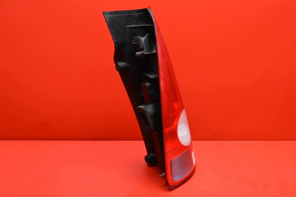 light left rear part rear 8200027153 RENAULT ESPACE 4 IV 02-06