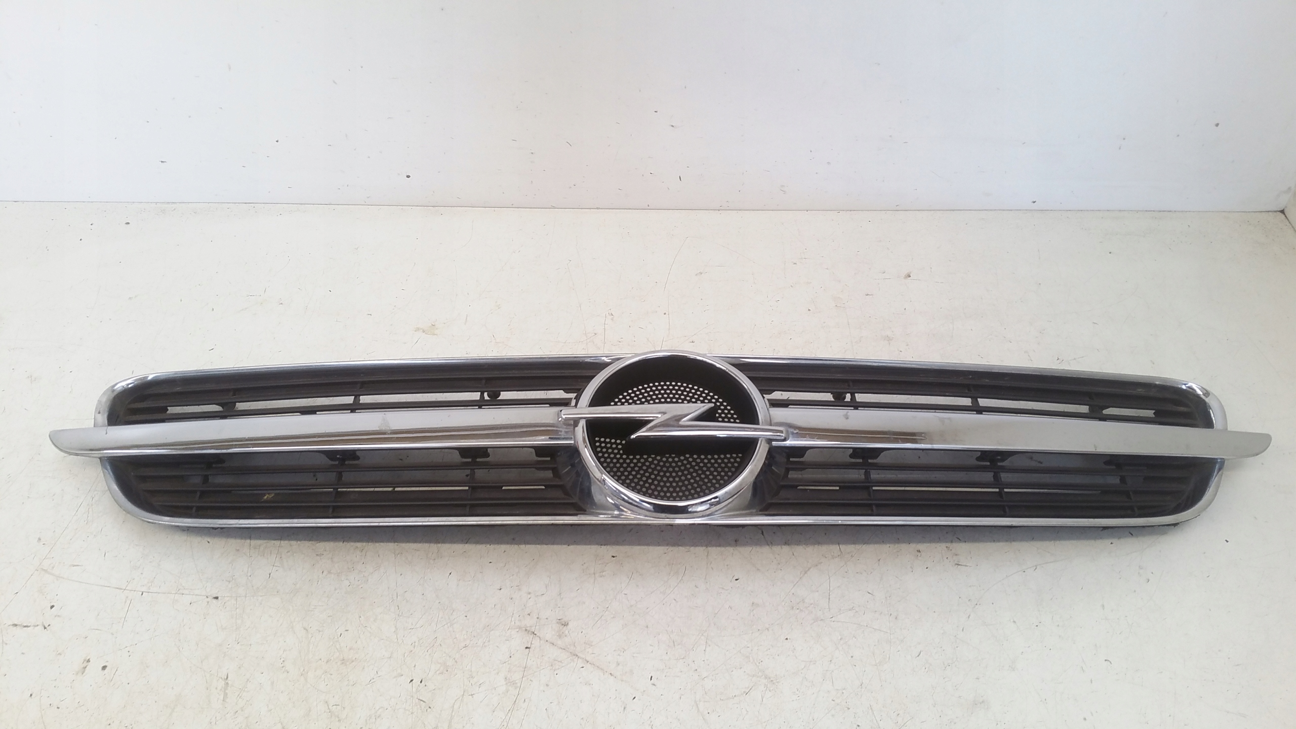 Grill Grill 13106811 Opel Vectra C