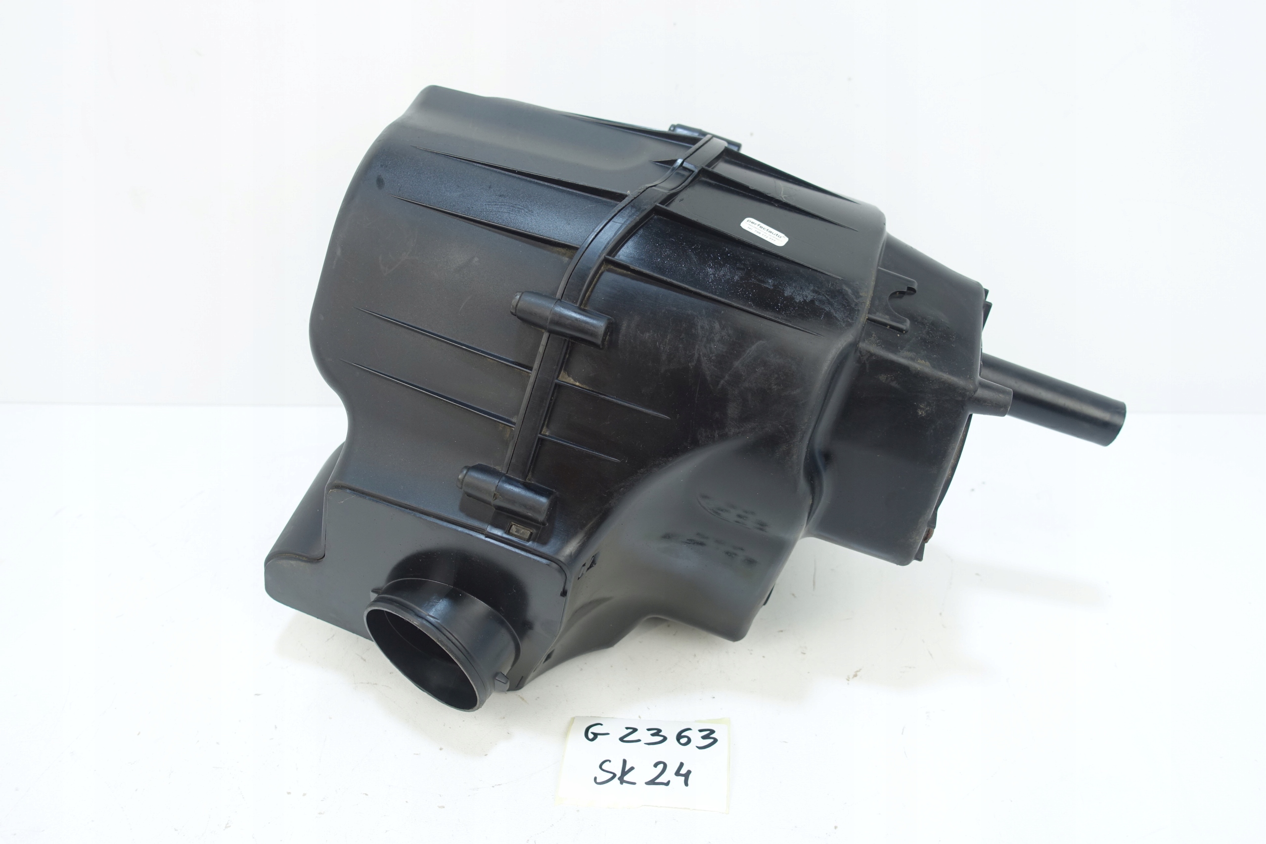 AUDI S8 D4 2011- Gehäuse filter luft 4H0133823