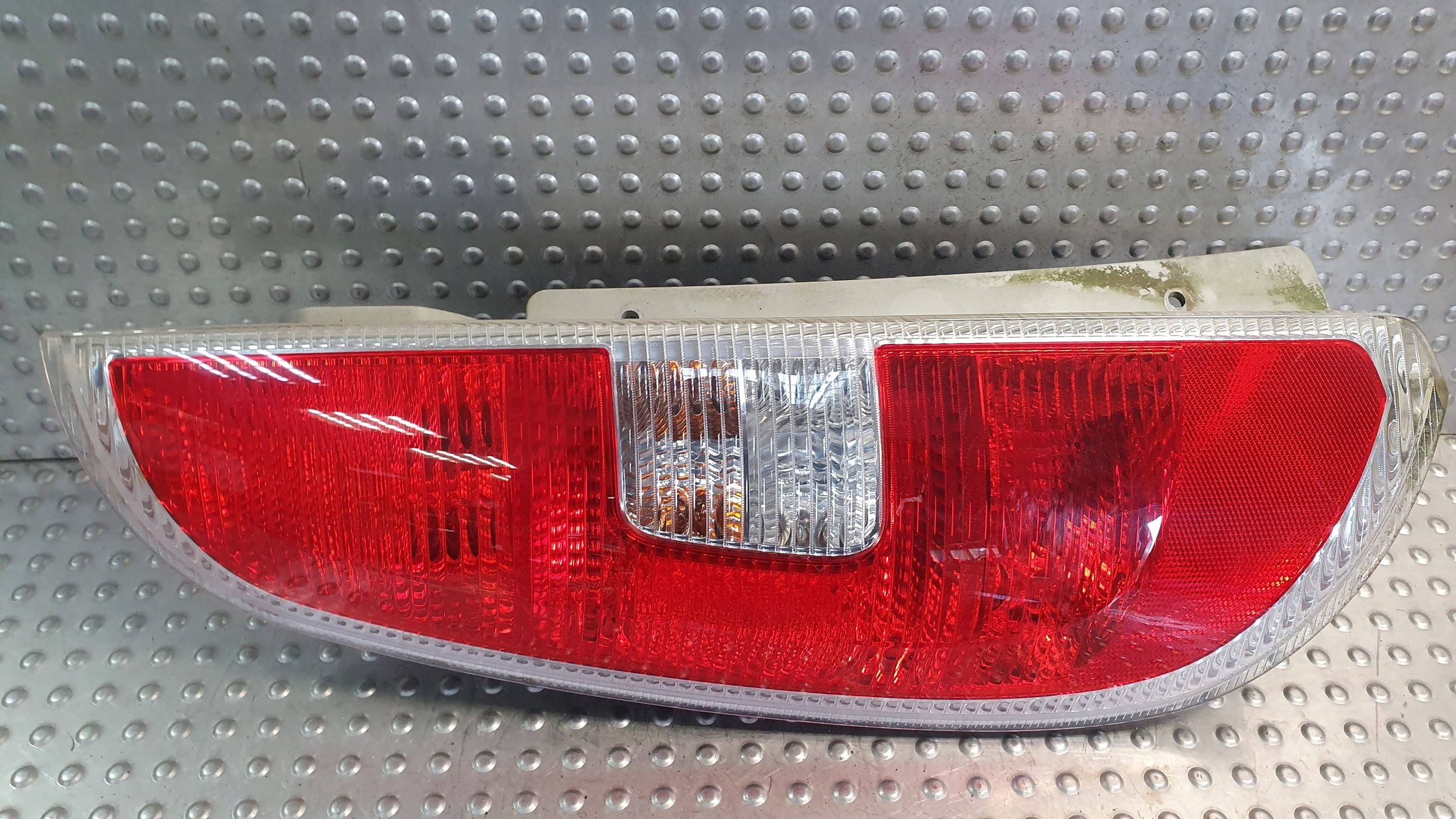 light rear part left SKODA ROOMSTER 5J7945095 06