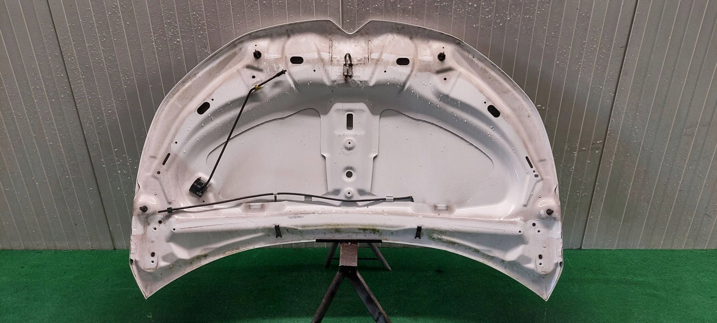 Capot CITROEN C4 II B7 DS4 10-17 LAK: EWP