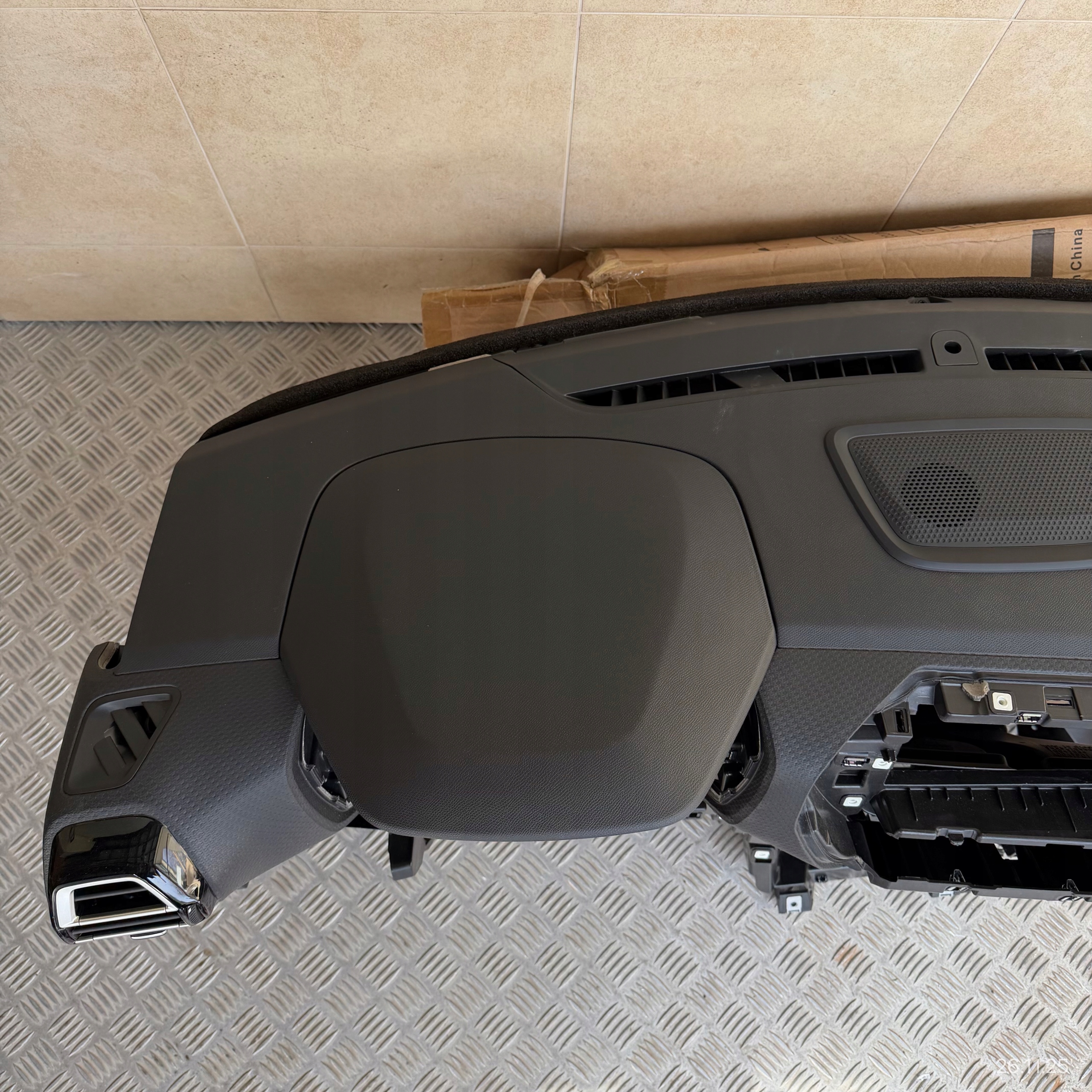 dashboard complete airbag console tension belts cockpit CITROEN C4 X 2025 ROK