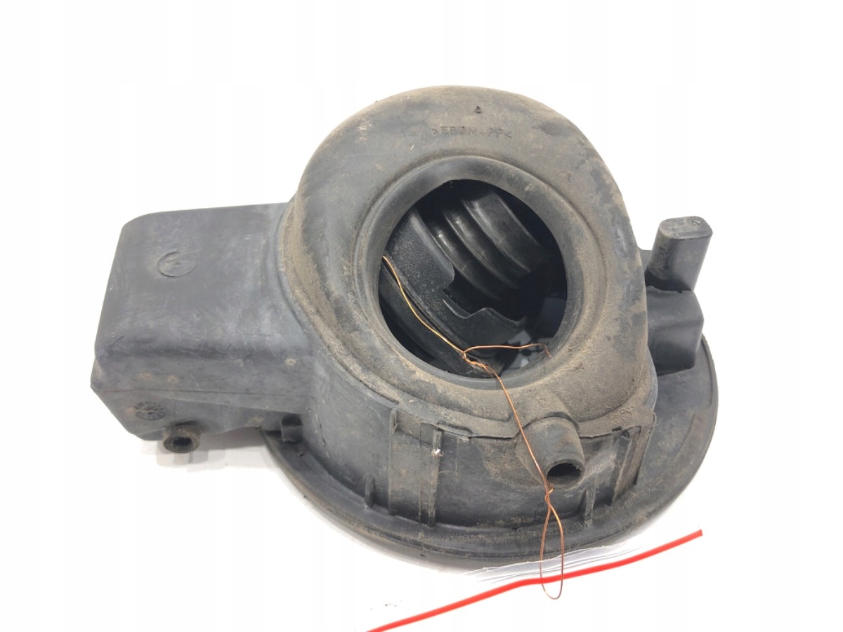 KLAPKA WLEWU PALIWA VW POLO IV 9N Hatchback 01-14 Numer katalogowy części LORK589304