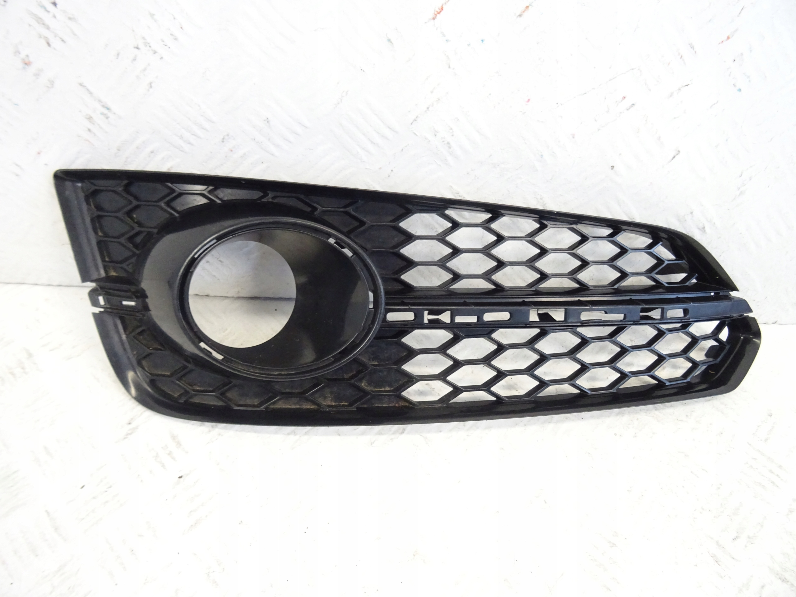 AUDI A8 S8 D4 4H0 LIFT right grid of a bumper front front