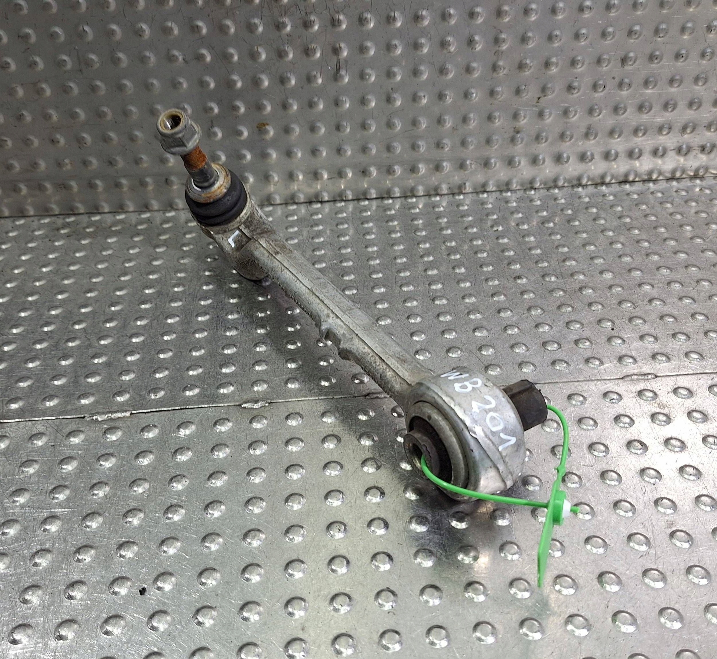 arm left front 6763699 BMW E81 E82 E87 E88 E90 E91 E92 E93