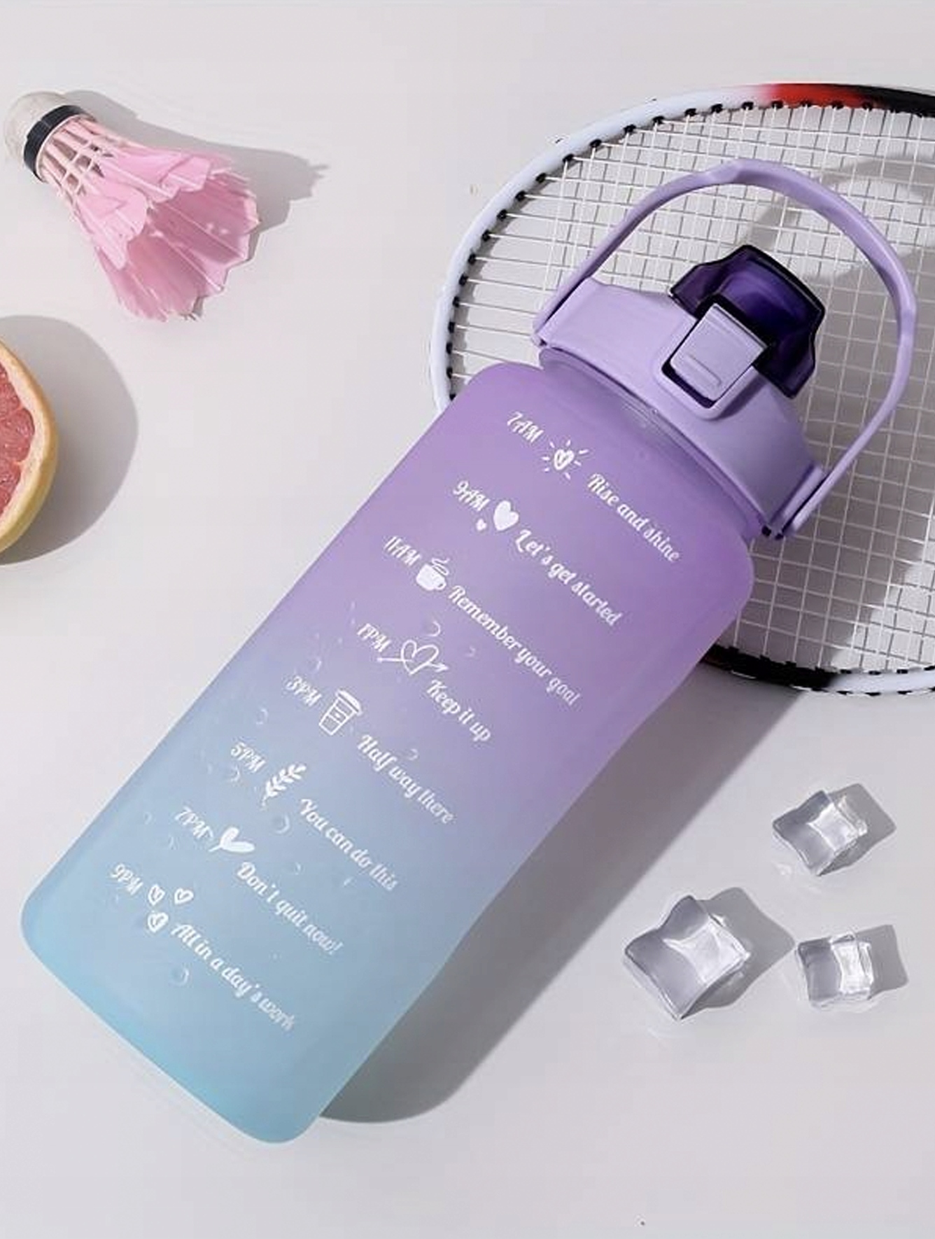 DUŻY BIDON ZE SŁOMKĄ NA WODE SPORTOWA Z UCHWYTEM I MIARKĄ GRADIENT 2 L Model POJEMNOŚĆ 2L