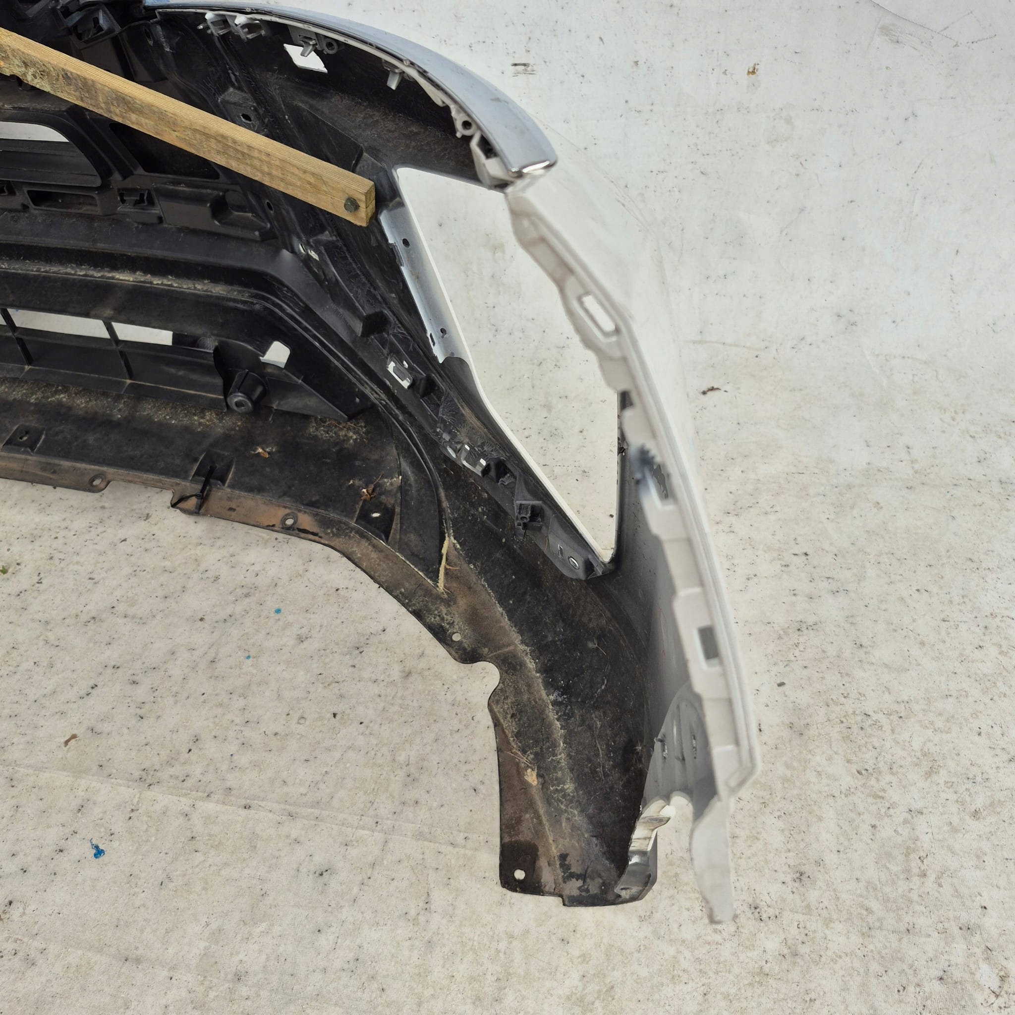 MITSUBISHI ECLIPSE CROSS 18-20 bumper front front PDC SPR
