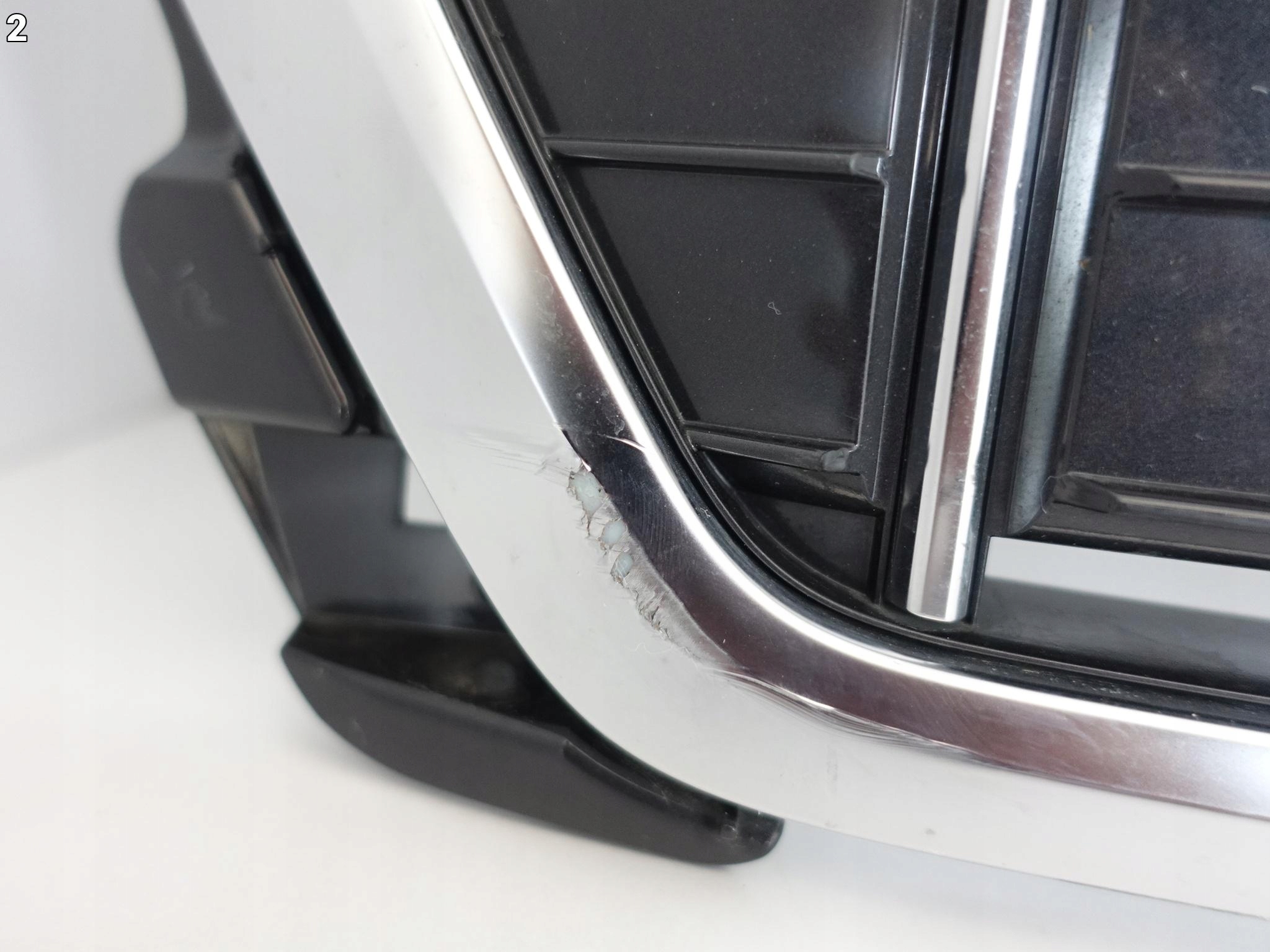 AUDI Q3 II F3 83A S-LINE 18- grid grill grille W bumper front