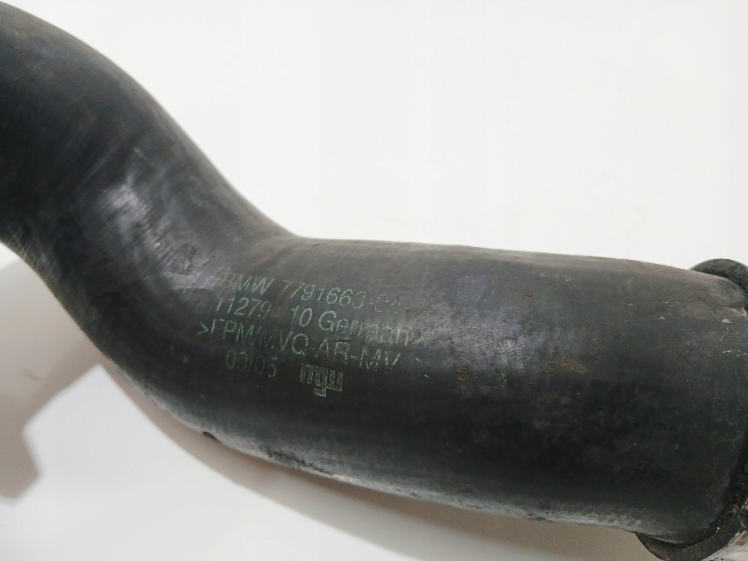 vedenie hadica intercoolera BMW E81 E87 OE 7791663 (24235701)