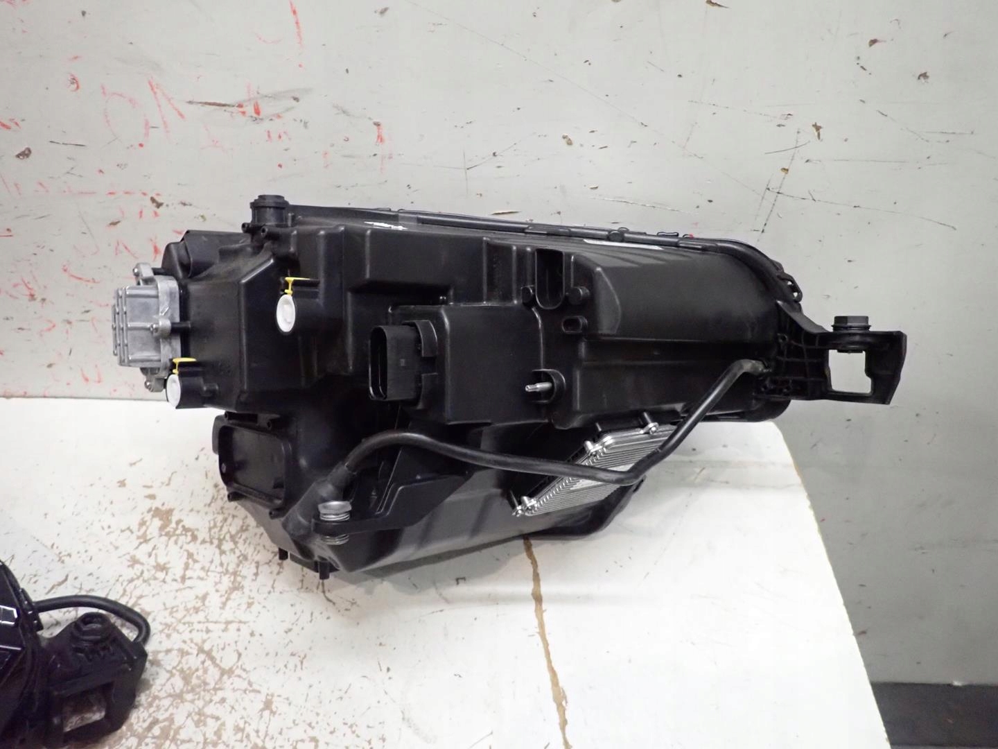 light front front left SKODA KAROQ LIFT 2021- FULL LED