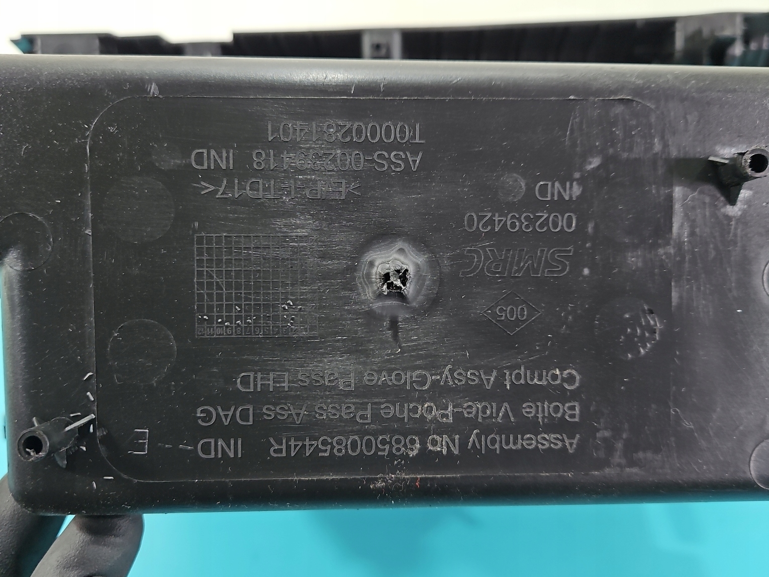 бардачок пассажира Dacia SANDERO III 20- европа