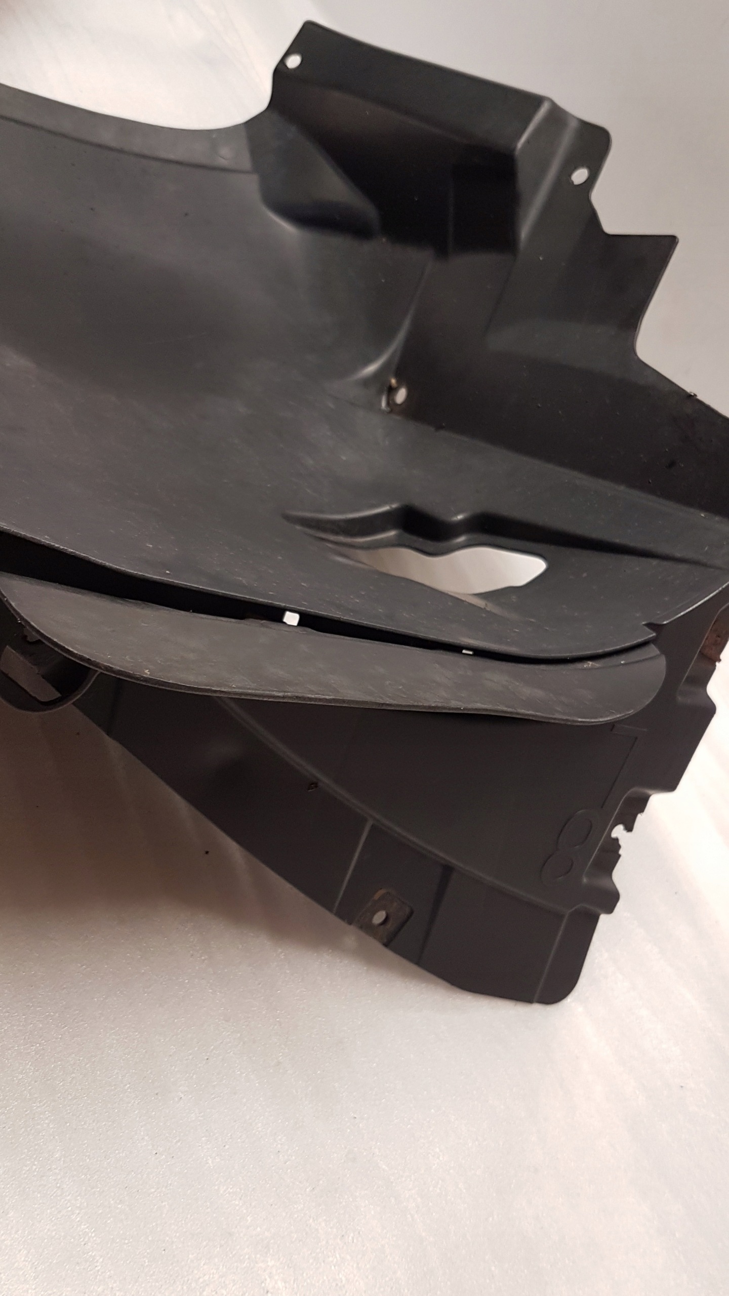 podblatník levý předek BMW 1 E81 E87 7059375
