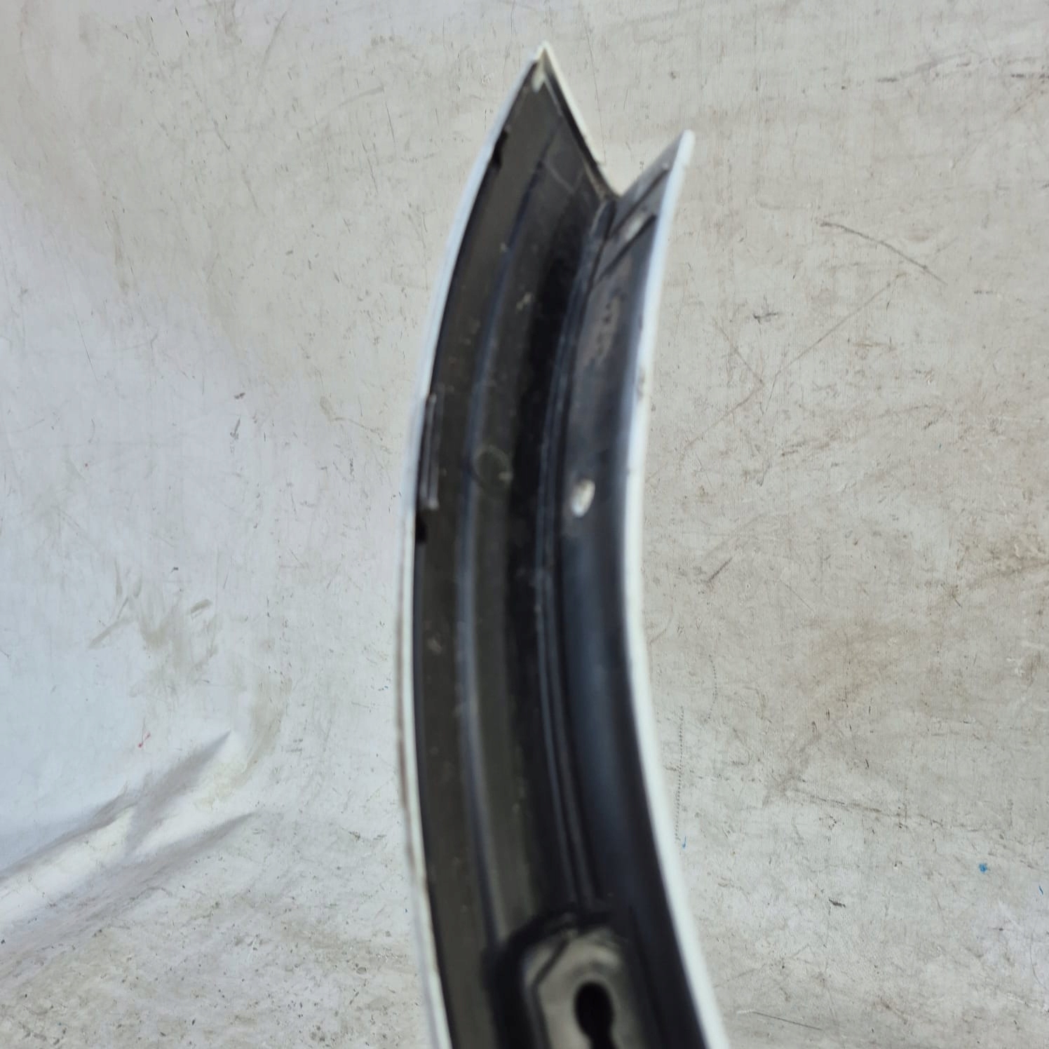 FORD KUGA II 2 MK2 13-19 moulding cap right rear part
