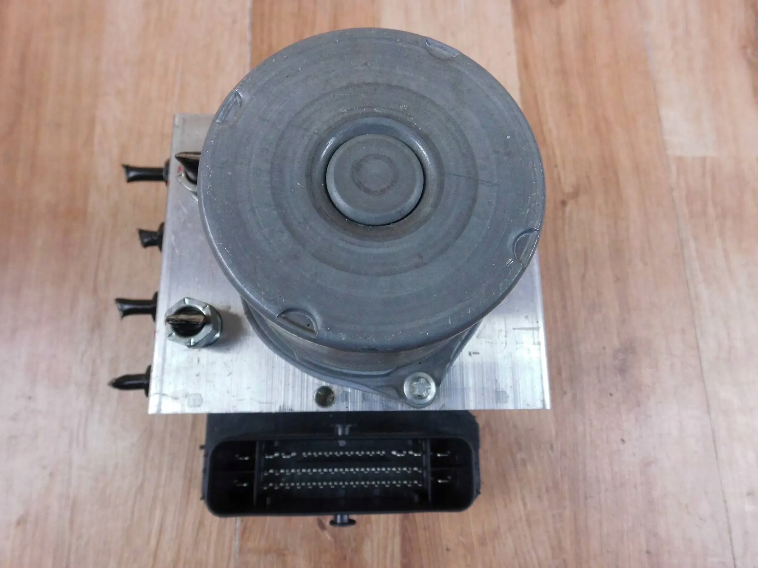 Toyota Yaris IV XP210 Pompa ABS 44540K0140 0265291674