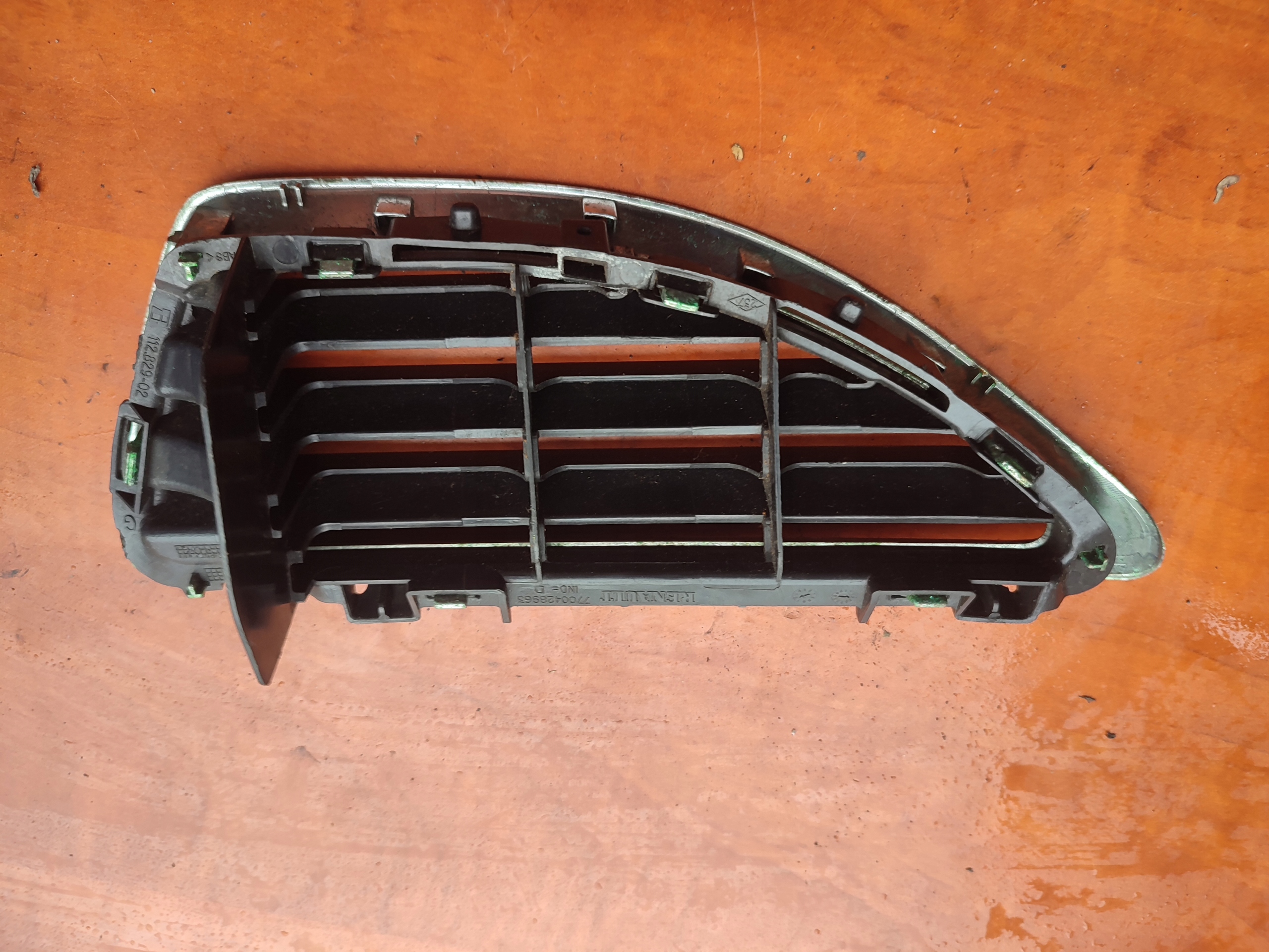 Grill links oder rechts Renault Megane und LIFT