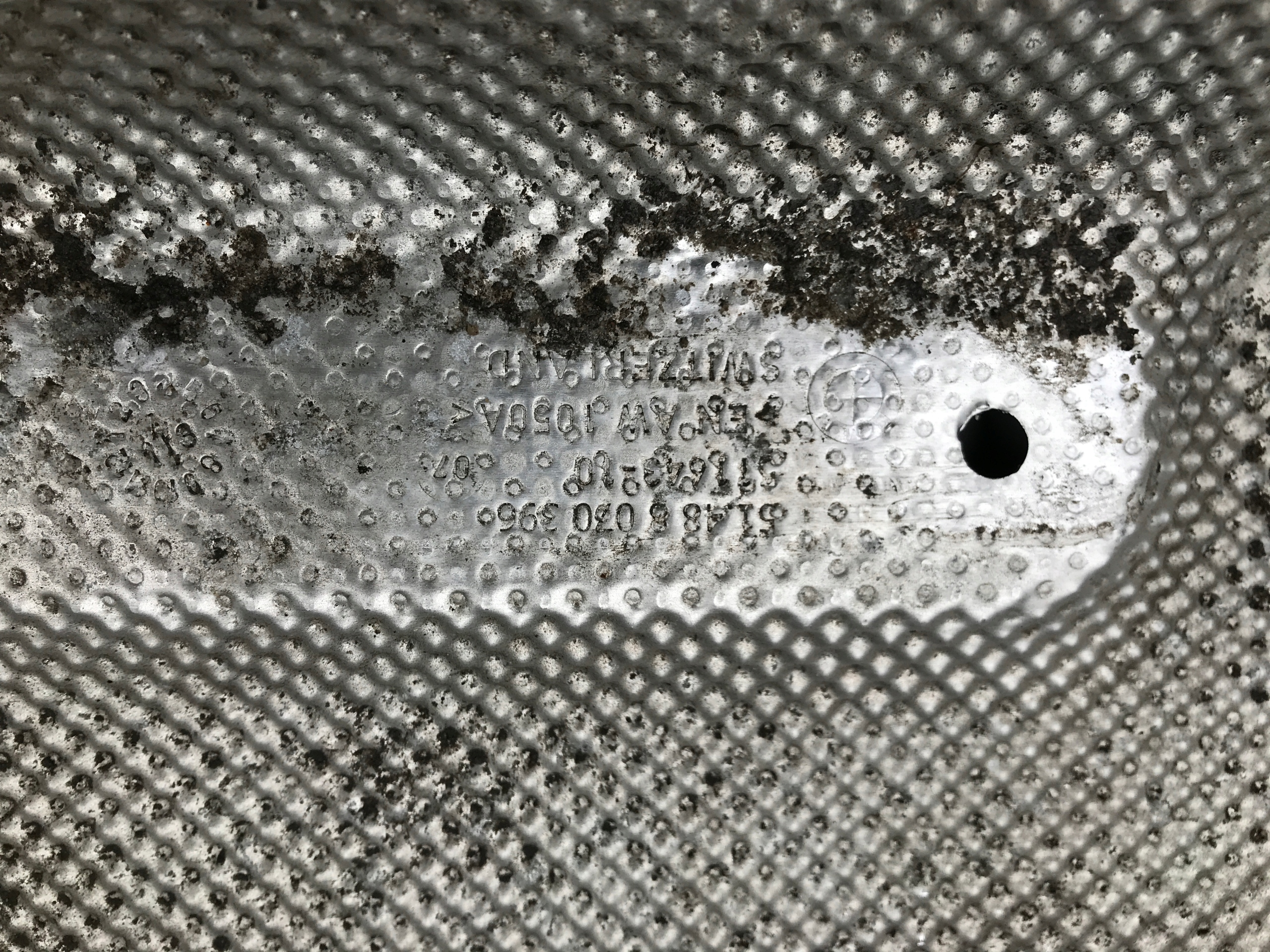 BMW M5 5 F90 OSŁONA OBUOWA TERMICZNA 2017- Typ samochodu Samochody osobowe