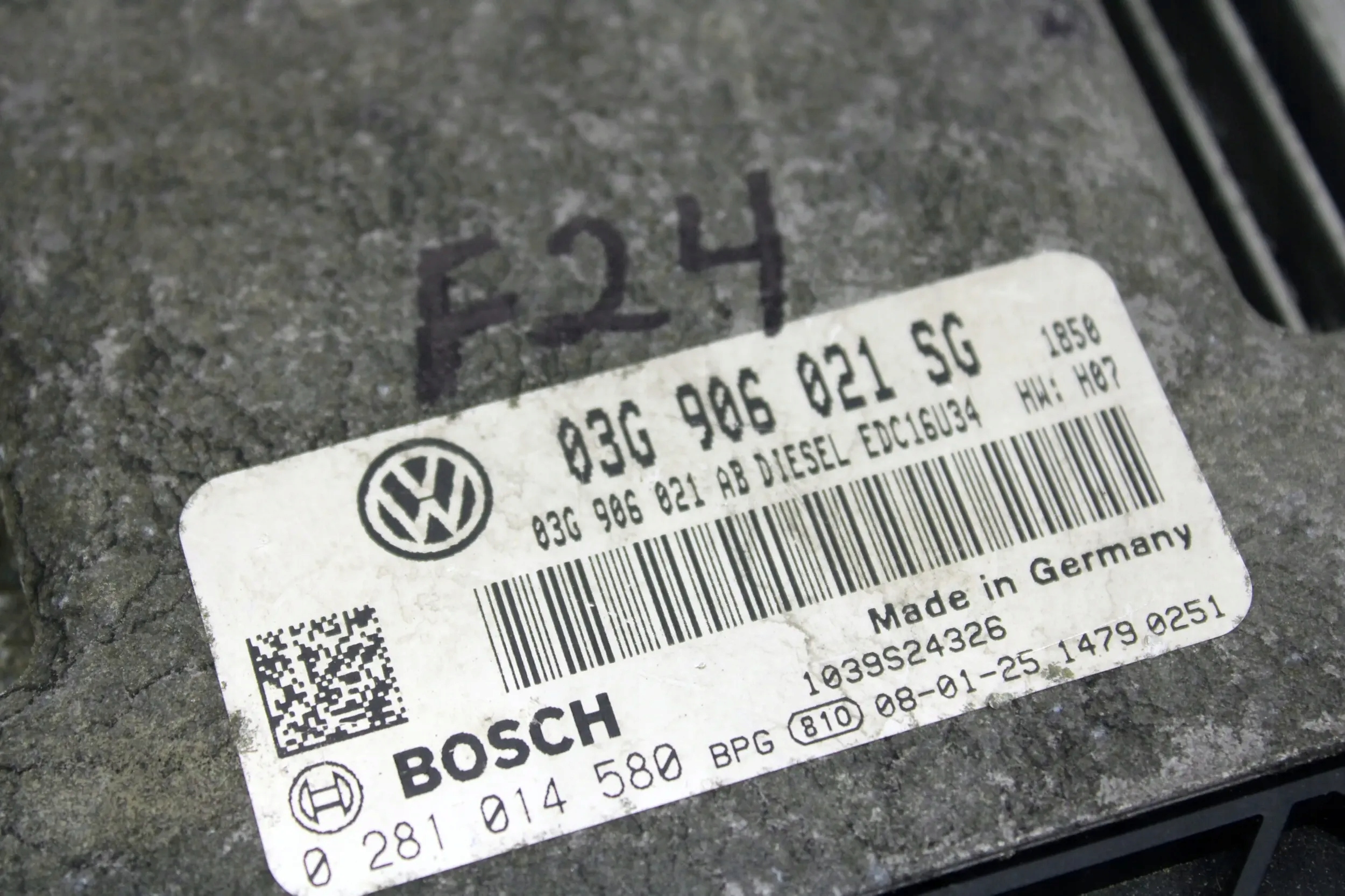 SEAT LEON II computer control unit of the engine 2.0 TDI 03G906021SG 0281014580