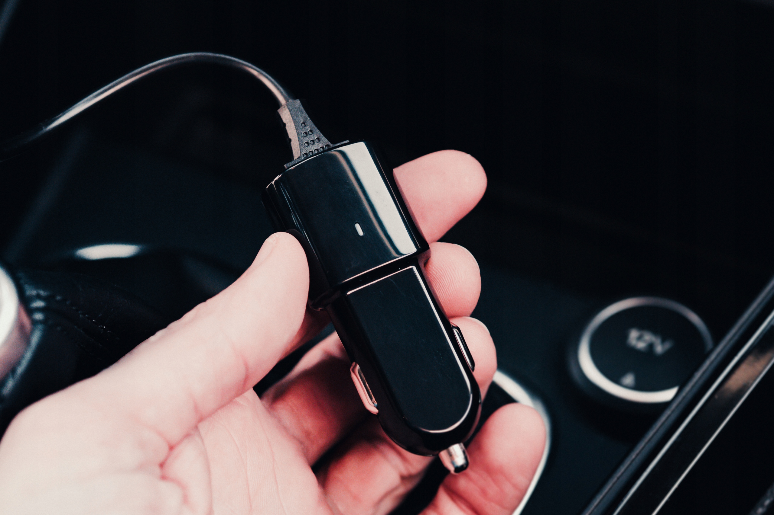 ŁADOWARKA SAMOCHODOWA BLOW HQ KABEL miniUSB 2.1A Producent Blow